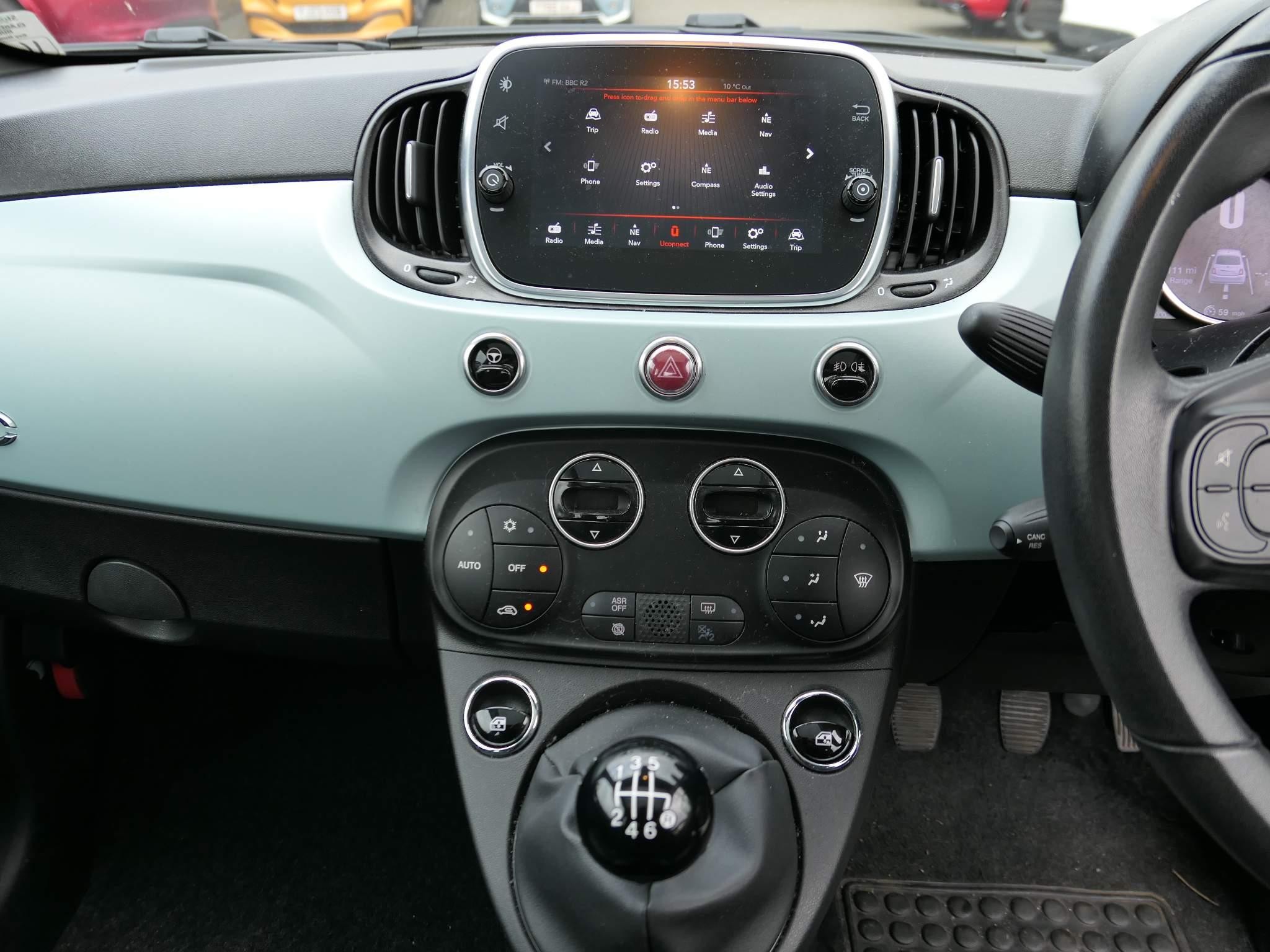 Fiat 500 1.0 Mild Hybrid Launch Edition 3dr (MX20XGW) image 17