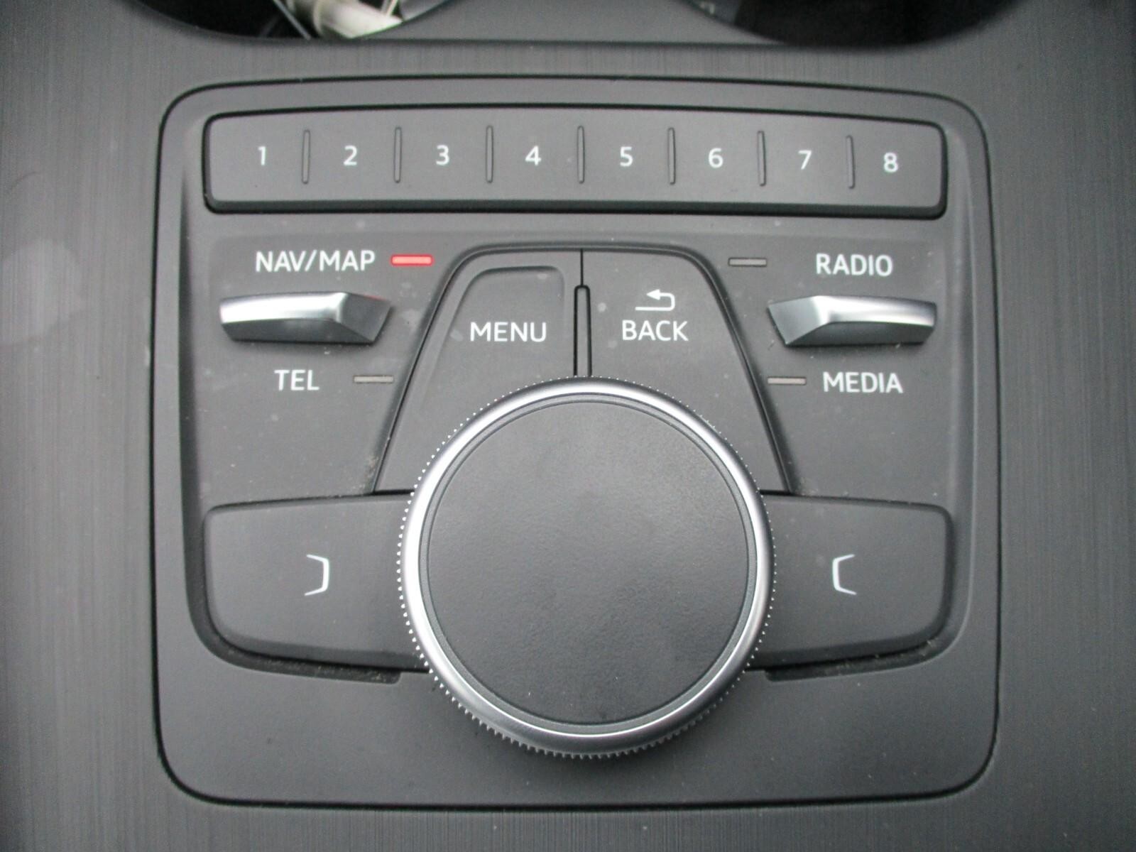 Audi A4 40 TFSI Black Edition 4dr S Tronic (KR19DDF) image 15