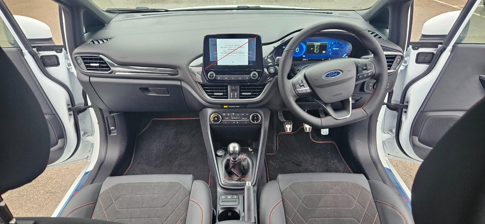 Ford Fiesta 1.0 EcoBoost Hybrid mHEV 125 ST-Line X 5dr (YP73VTV) image 11