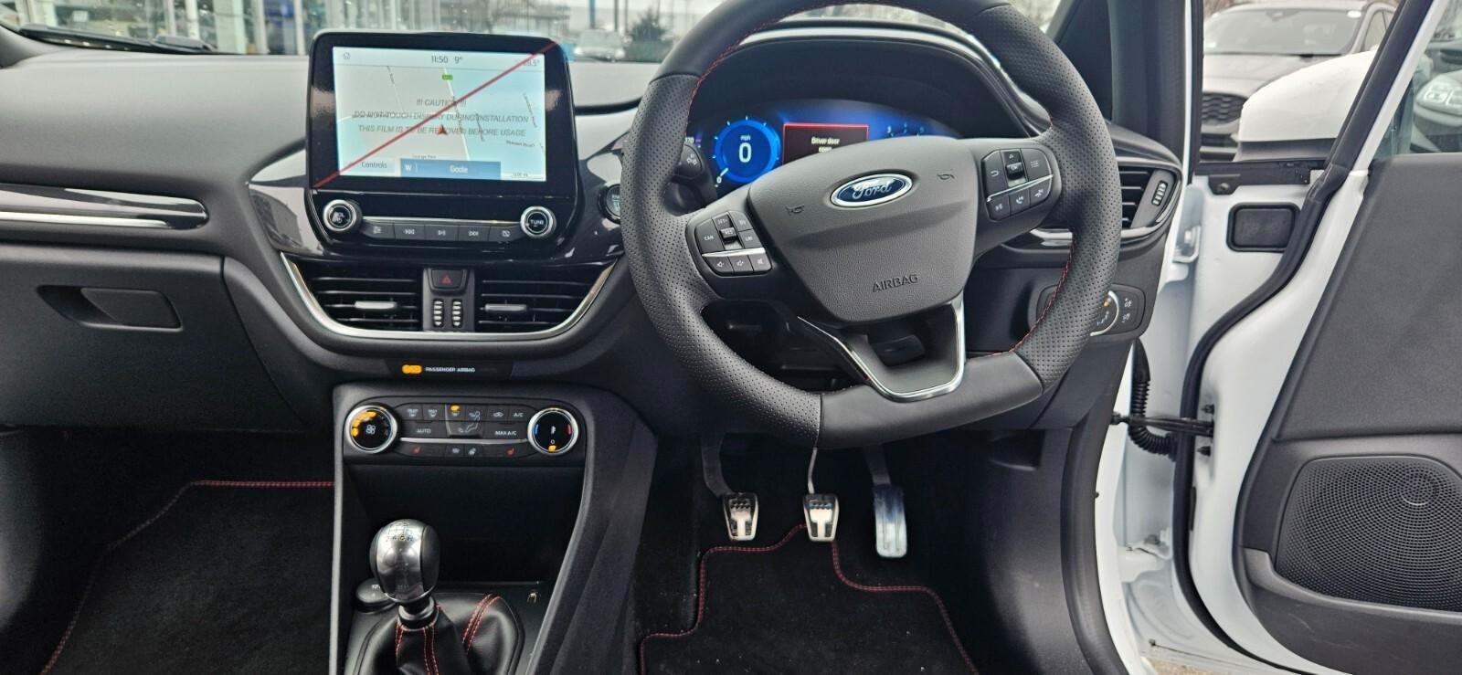 Ford Fiesta 1.0 EcoBoost Hybrid mHEV 125 ST-Line X 5dr (YP73VTV) image 15