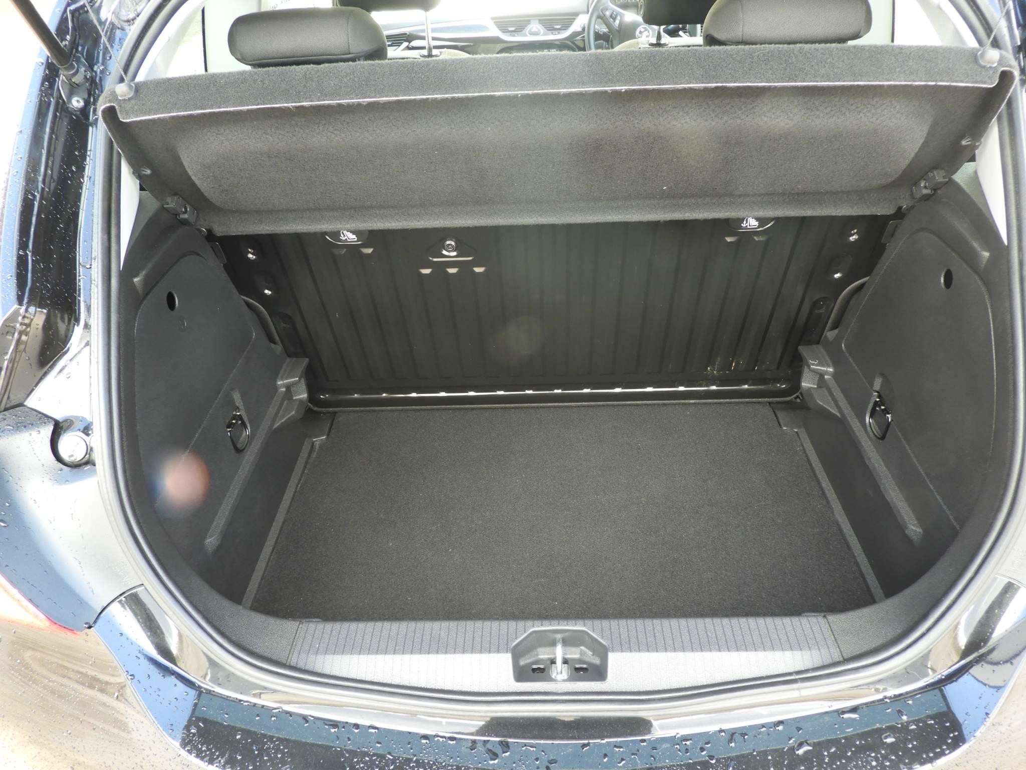 Vauxhall Corsa 1.4i Turbo Black Edition Hatchback 3dr Petrol Manual Euro 6 (s/s) (150 ps) (AJ18HYA) image 9