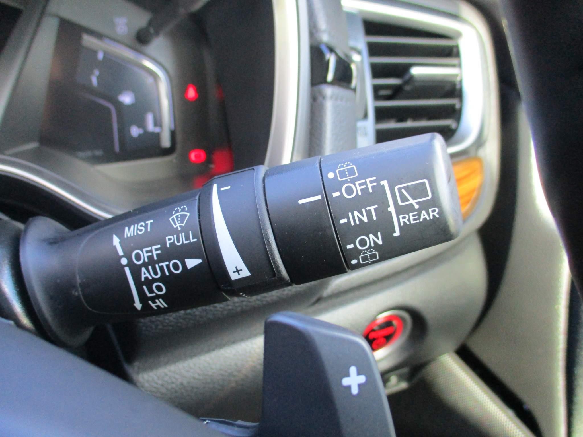 Honda CR-V 2.0 i-MMD Hybrid SE 2WD 5dr eCVT (YE20ZZX) image 20
