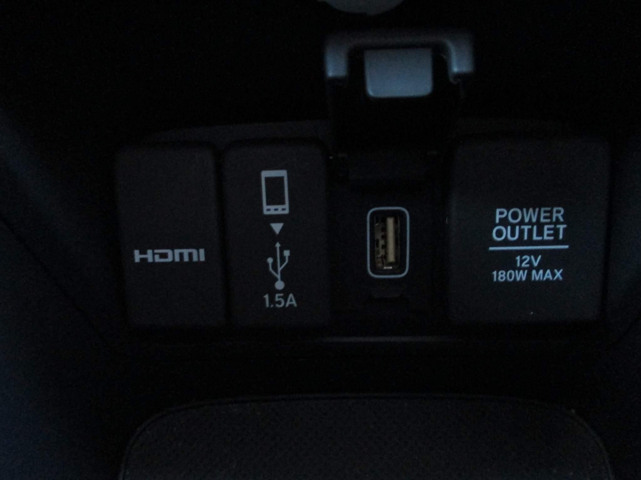 Honda CR-V 2.0 i-MMD Hybrid SE 2WD 5dr eCVT (YE20ZZX) image 30