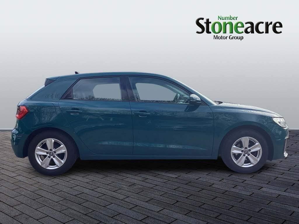 Audi A1 1.0 TFSI 25 SE Sportback 5dr Petrol Manual Euro 6 (s/s) (95 ps) (KK19VYD) image 1