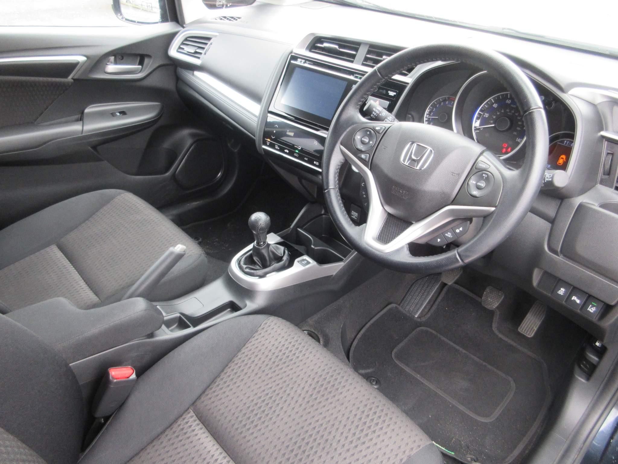 Honda Jazz 1.3 i-VTEC EX Navi Hatchback 5dr Petrol Manual Euro 6 (s/s) (102 ps) (YN19BBY) image 10