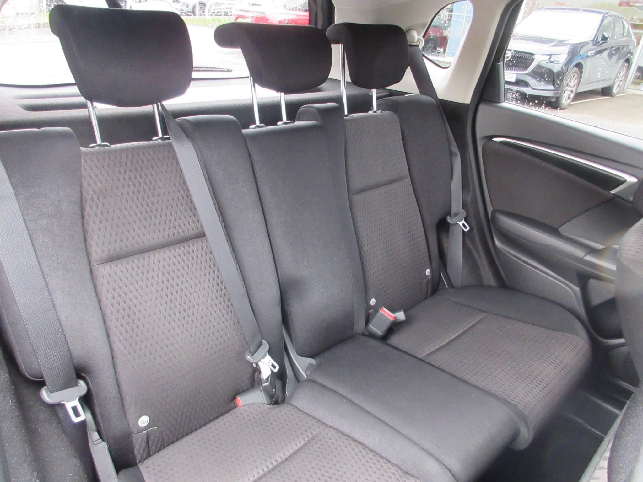Honda Jazz 1.3 i-VTEC EX Navi Hatchback 5dr Petrol Manual Euro 6 (s/s) (102 ps) (YN19BBY) image 11