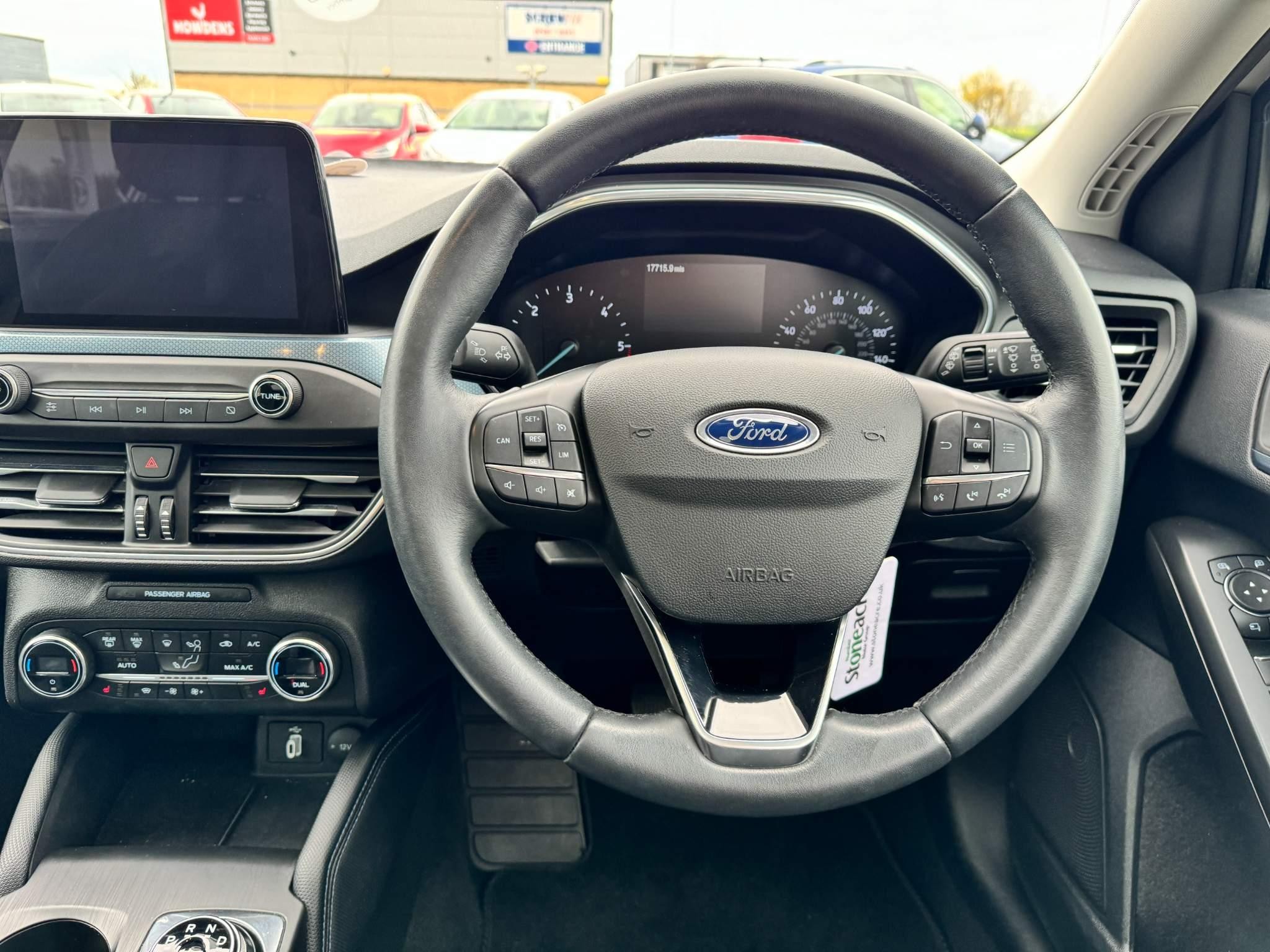 Ford Focus 1.5 EcoBlue Active X Auto Euro 6 (s/s) 5dr (BW69VLN) image 16