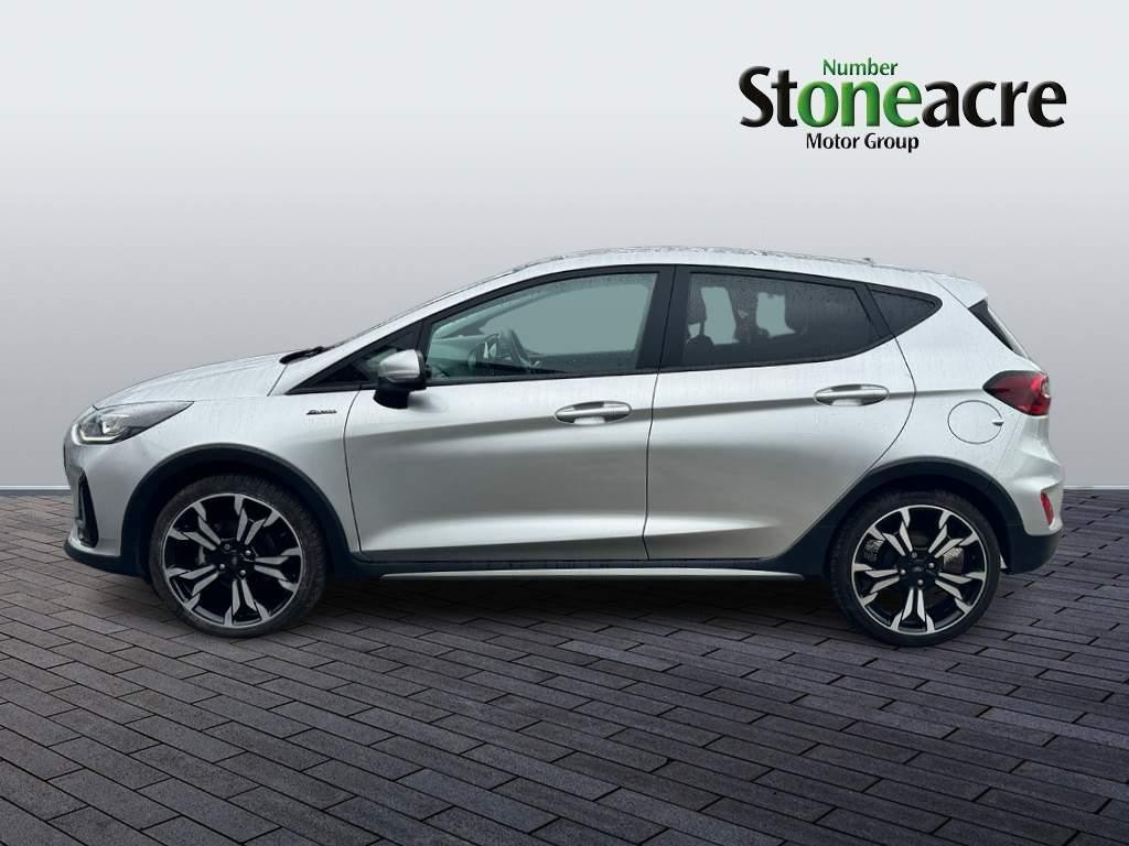 Ford Fiesta 1.0 EcoBoost Hybrid mHEV 125 Active Vignale 5dr (YC22VXL) image 5