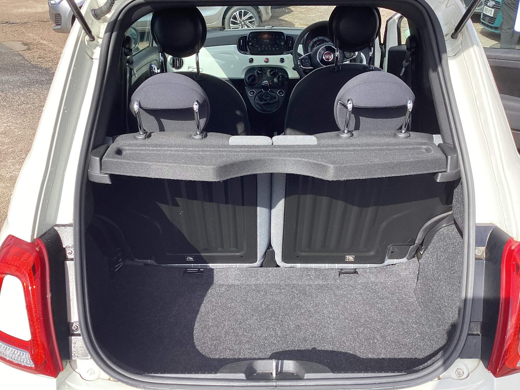 Fiat 500 1.0 Mild Hybrid Lounge 3dr (YM21TYD) image 10