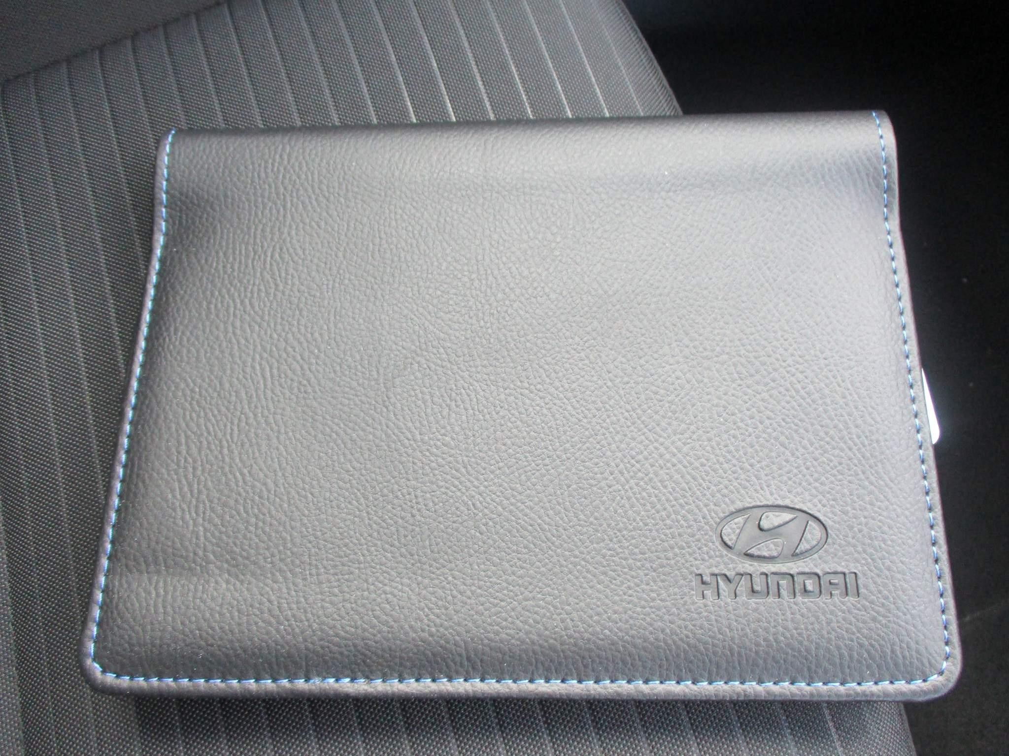 Hyundai i20 1.0 T-GDi MHEV Premium DCT Euro 6 (s/s) 5dr (ML72LGY) image 19