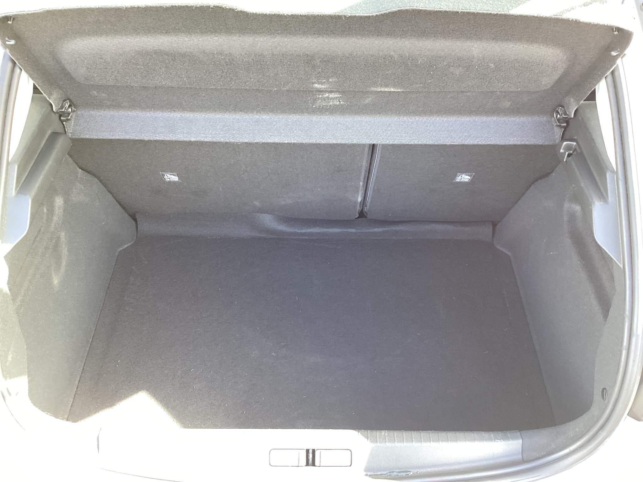Vauxhall Corsa 1.2 SE Euro 6 5dr (YY71PGX) image 13