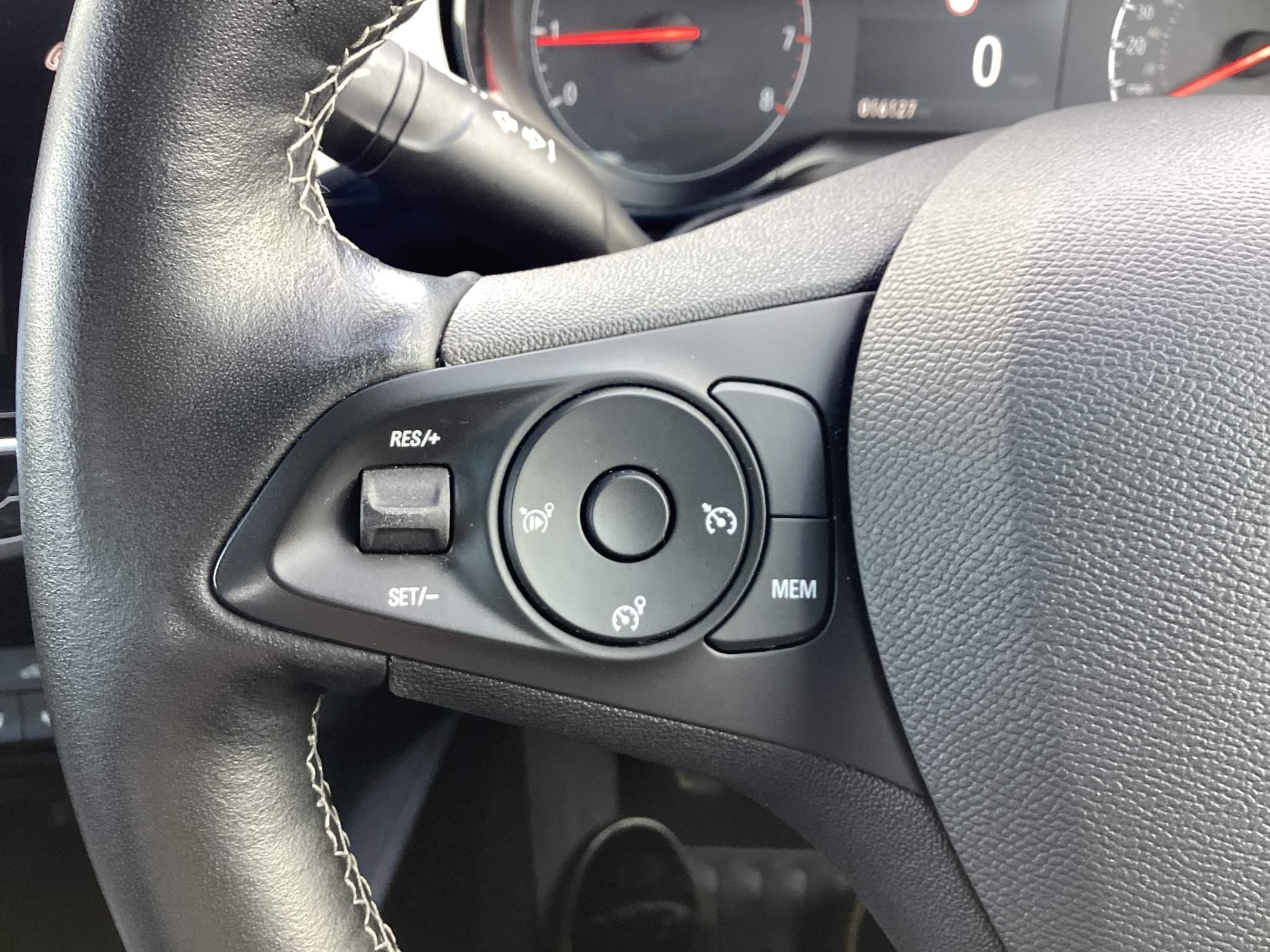 Vauxhall Corsa 1.2 SE Euro 6 5dr (YY71PGX) image 24