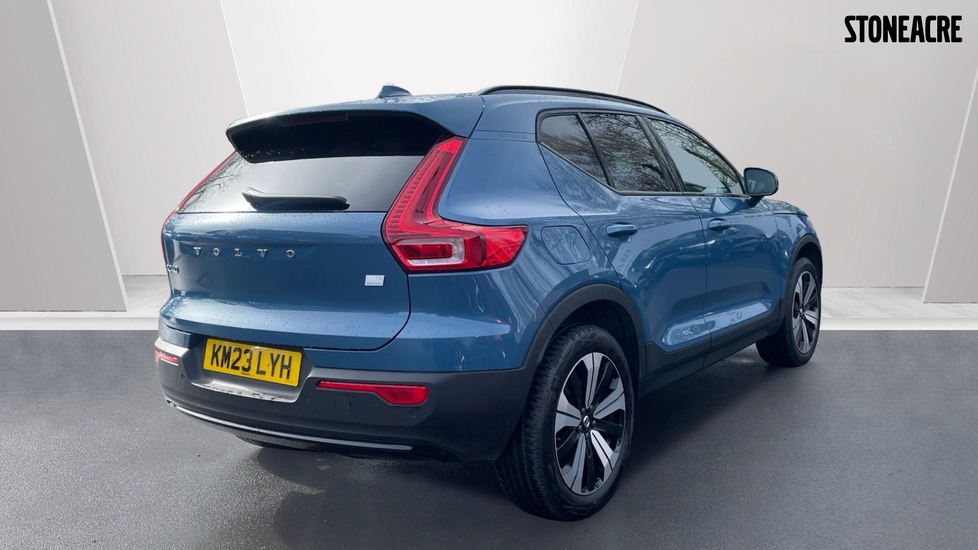Volvo XC40 Recharge 1.5h T5 Recharge 10.7kWh Ultimate Dark SUV 5dr Petrol Plug-in Hybrid Auto Euro 6 (s/s) (262 ps) (KM23LYH) image 6