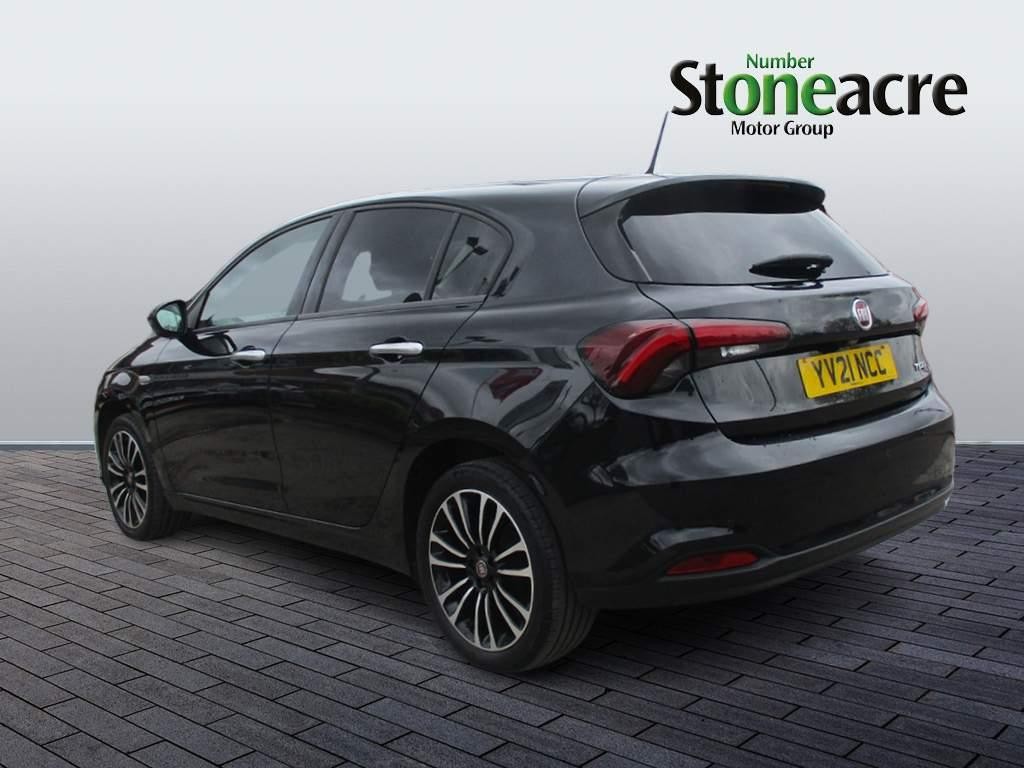 Fiat Tipo 1.0 Life Euro 6 (s/s) 5dr (YV21NCC) image 4