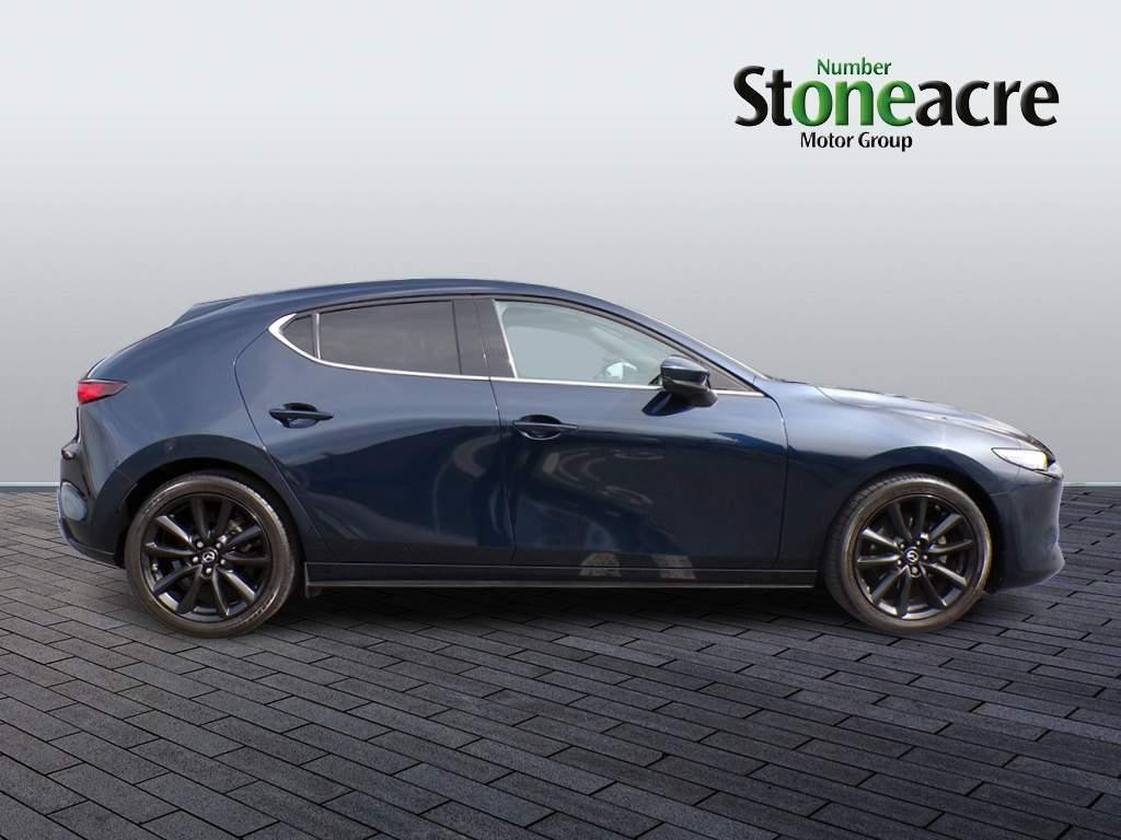 Mazda Mazda3 2.0 SKYACTIV-X MHEV GT Sport Auto Euro 6 (s/s) 5dr (YJ70UWR) image 1