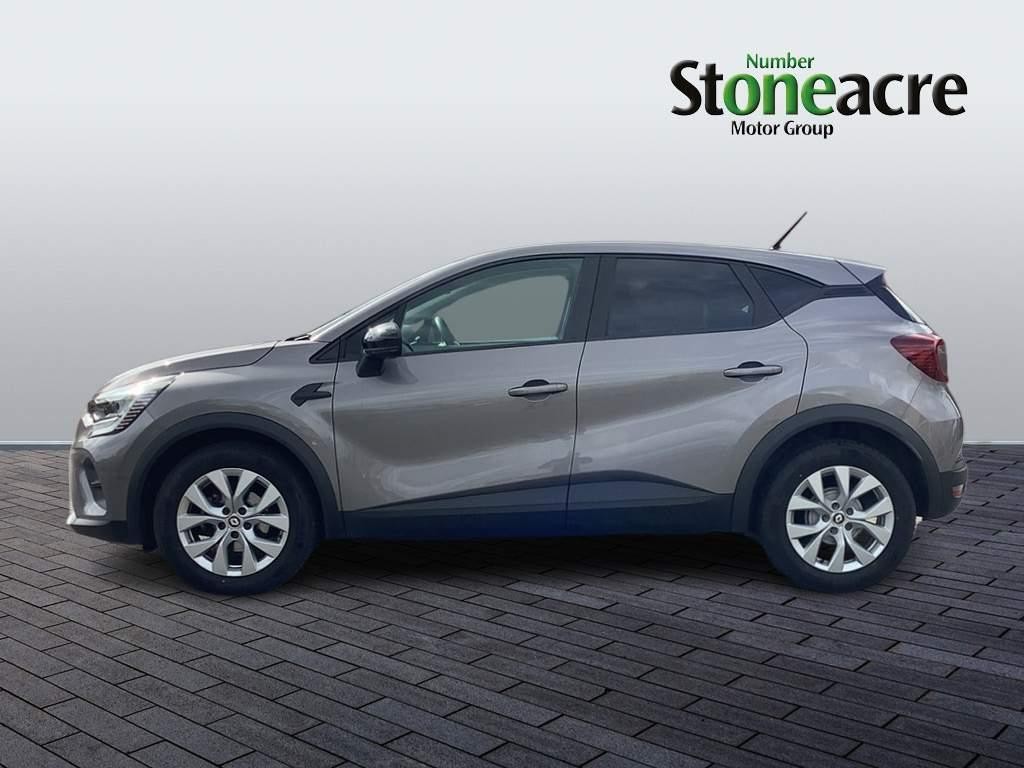 Renault Captur 1.3 TCe Iconic Edition Euro 6 (s/s) 5dr (YD22CCY) image 5
