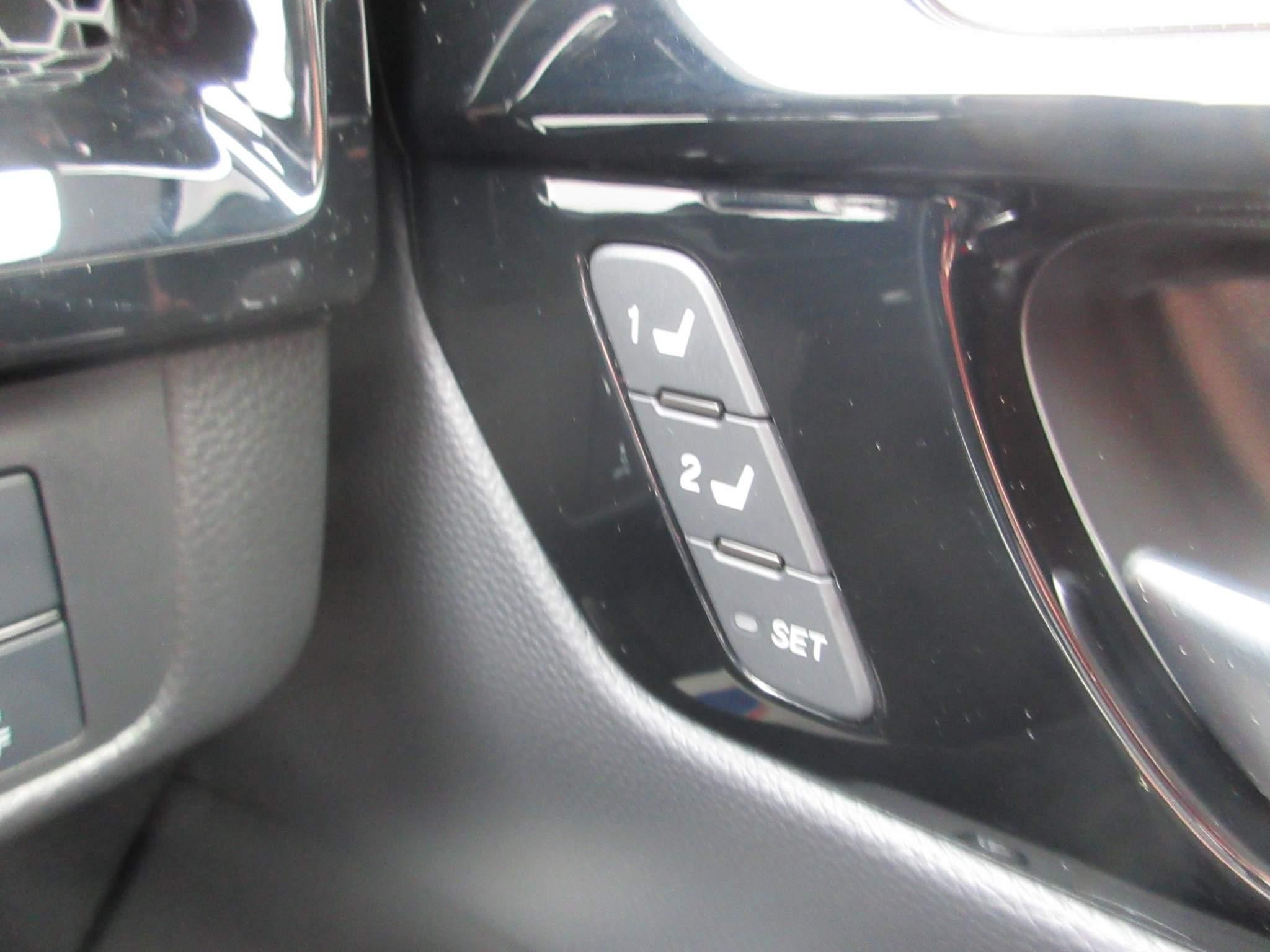 Honda CR-V 2.0 ePHEV Advance Tech 5dr eCVT (YN23XVV) image 23