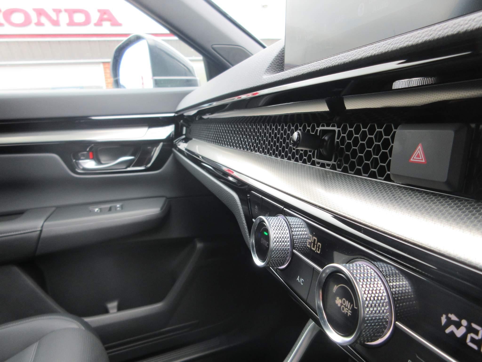 Honda CR-V 2.0 ePHEV Advance Tech 5dr eCVT (YN23XVV) image 31