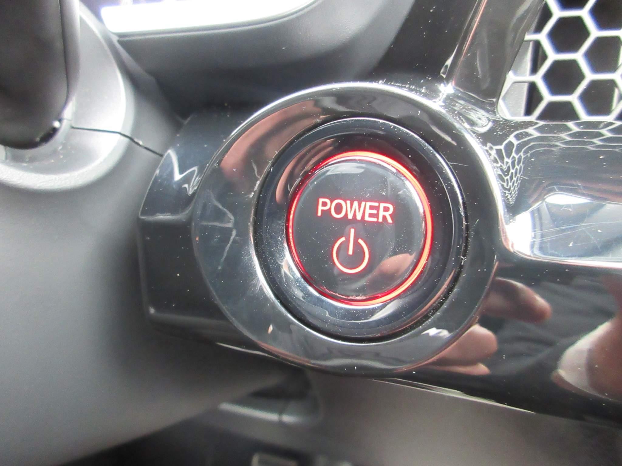 Honda CR-V 2.0 ePHEV Advance Tech 5dr eCVT (YN23XVV) image 34