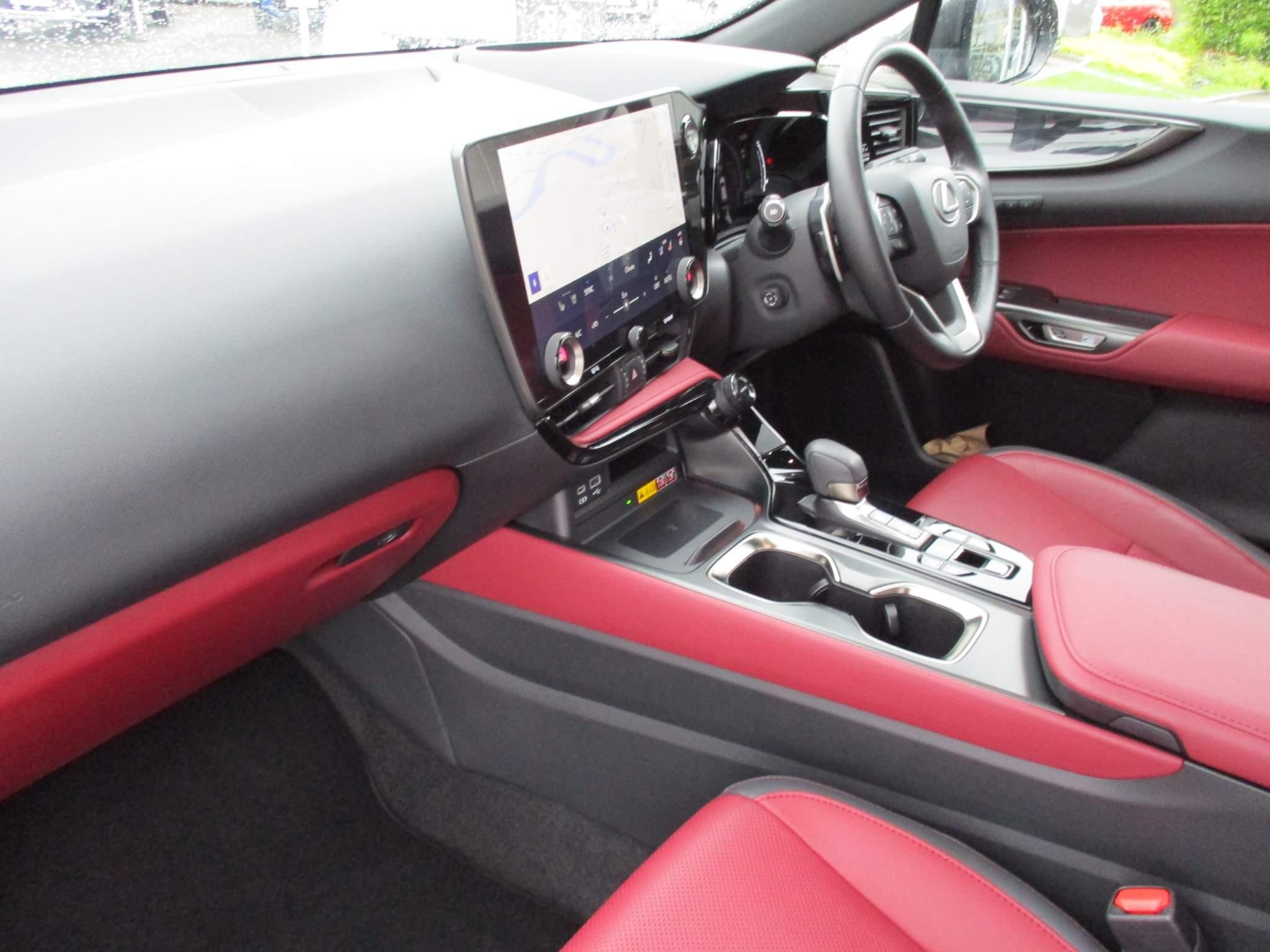 Lexus NX 450h+ 2.5 5dr Premium Plus Pack/Sunroof (NU73HZX) image 12