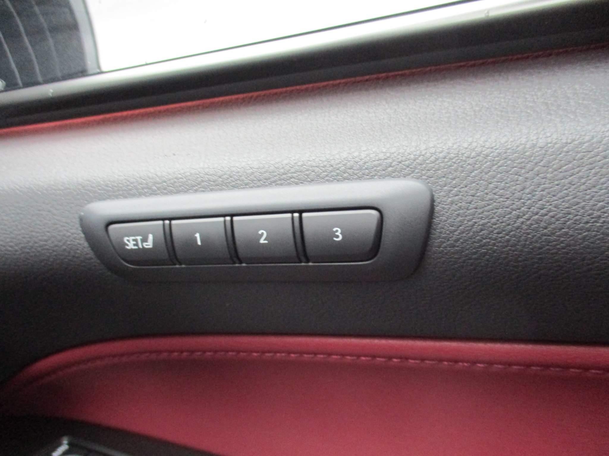 Lexus NX 450h+ 2.5 5dr Premium Plus Pack/Sunroof (NU73HZX) image 33