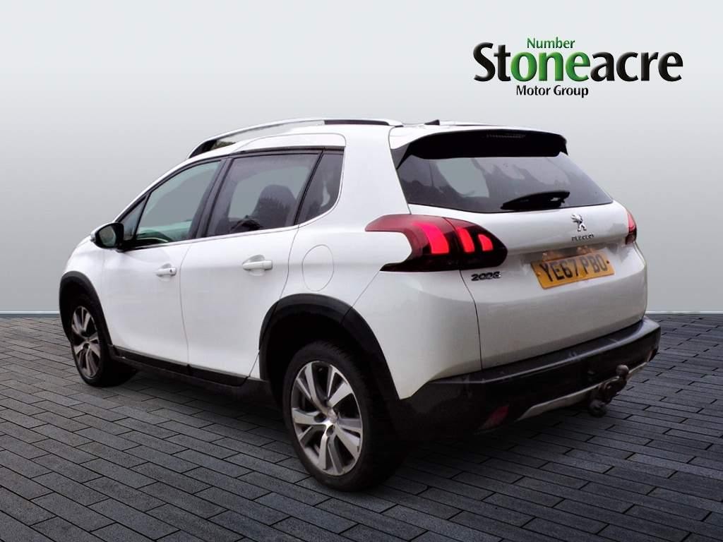 Peugeot 2008 1.6 BlueHDi Allure SUV 5dr Diesel Manual Euro 6 (s/s) (100 ps) (YE67PBO) image 4