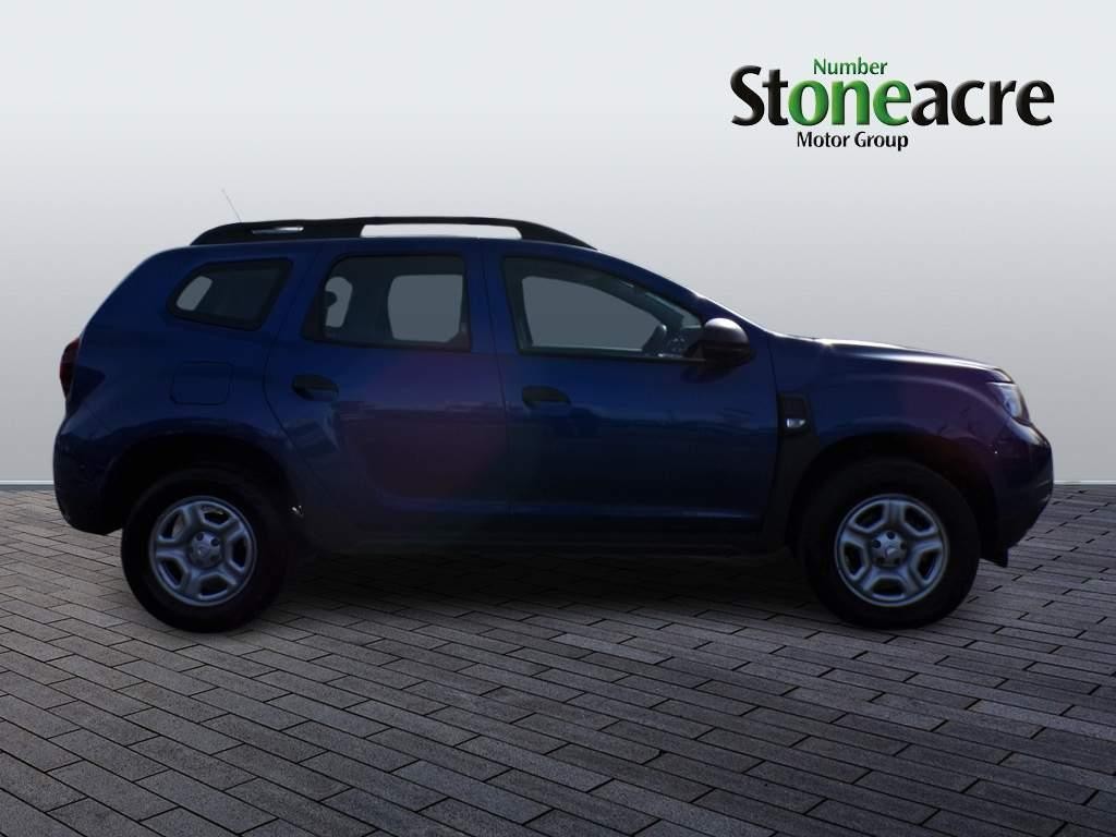 Dacia Duster 1.0 TCe Essential Euro 6 (s/s) 5dr (VO71OUK) image 1