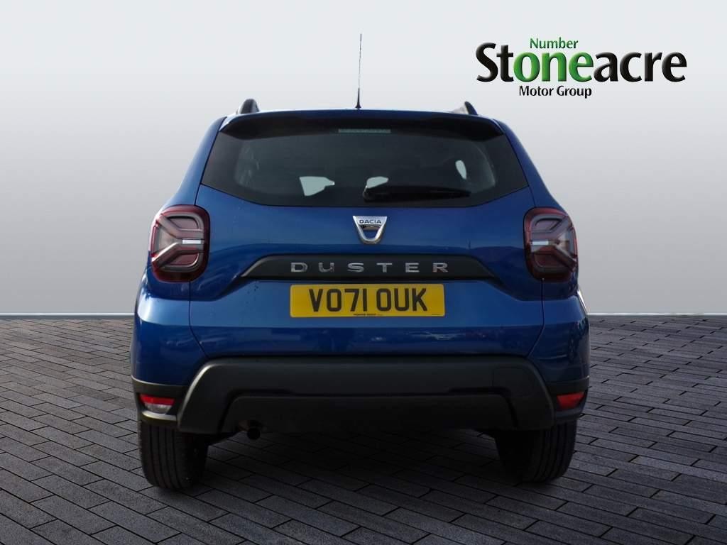 Dacia Duster 1.0 TCe Essential Euro 6 (s/s) 5dr (VO71OUK) image 3
