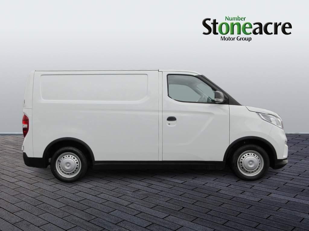 Maxus eDeliver 3 90kW H1 Van 50.2kWh Auto (YR24BWO) image 1