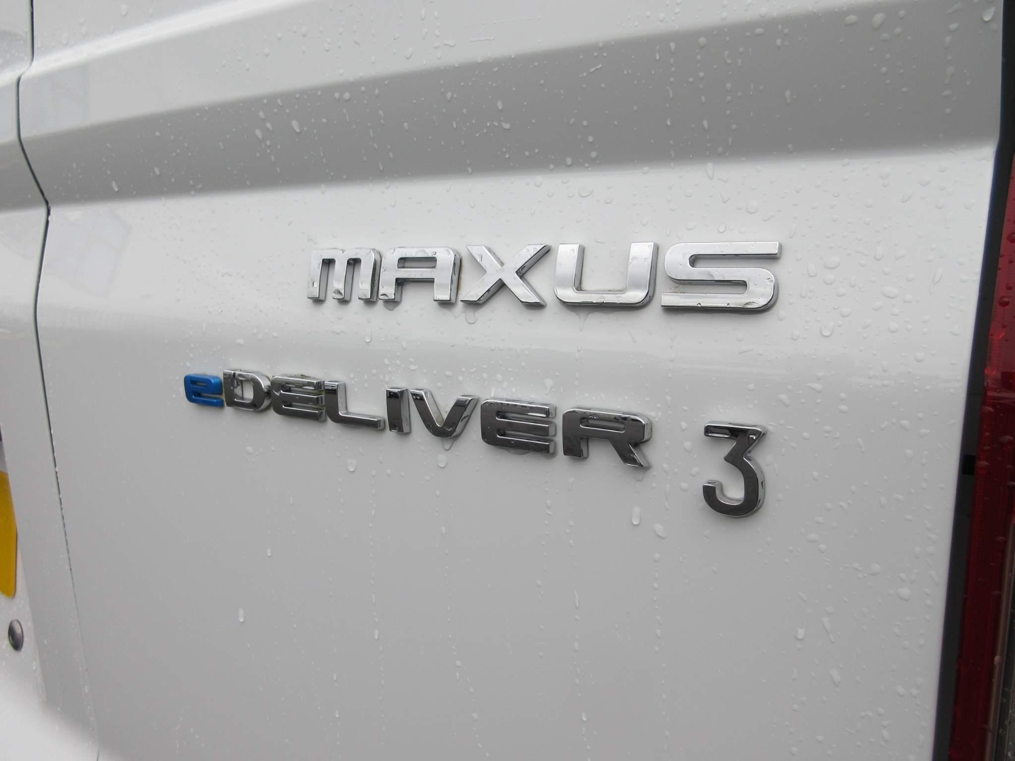 Maxus eDeliver 3 90kW H1 Van 50.2kWh Auto (YR24BWO) image 14