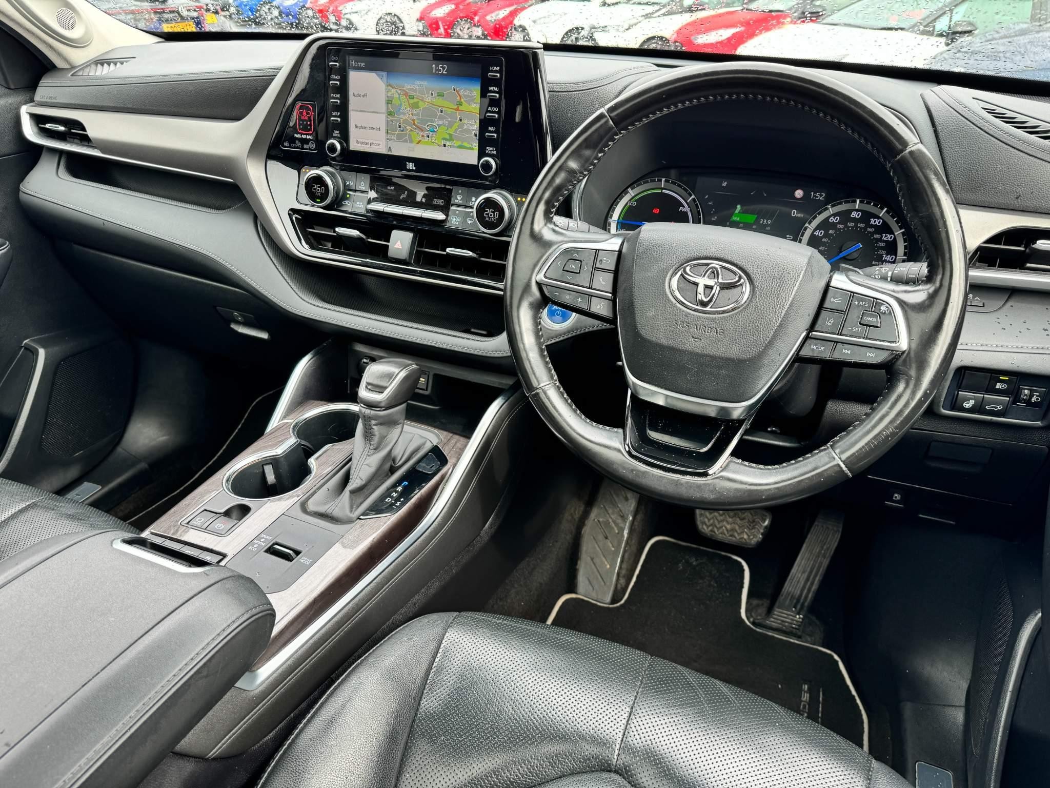 Toyota Highlander 2.5 VVT-h Excel SUV 5dr Petrol Hybrid CVT 4WD Euro 6 (s/s) (248 ps) (NJ21WKT) image 15
