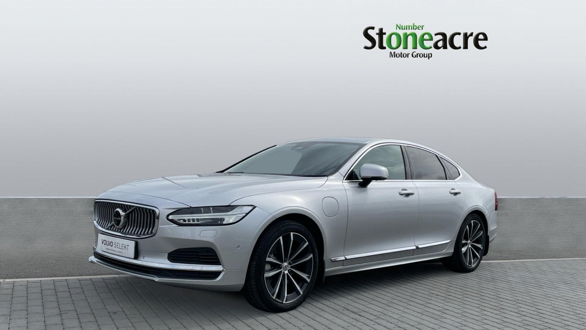 Volvo S90 2.0h T8 Recharge 18.8kWh Inscription Auto AWD Euro 6 (s/s) 4dr (NG22ZPV) image 5