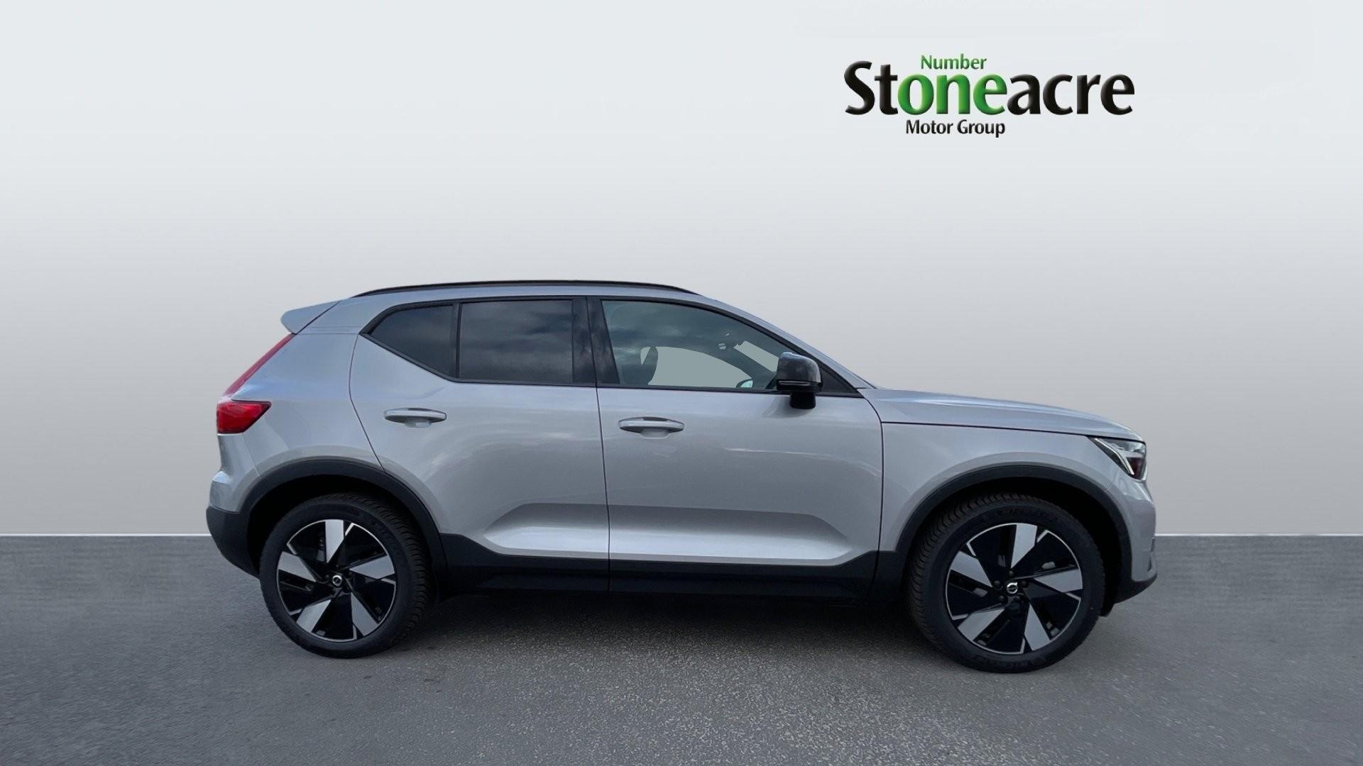 Volvo XC40 Recharge Electric Recharge Core Single Motor (NA73WUH) image 2