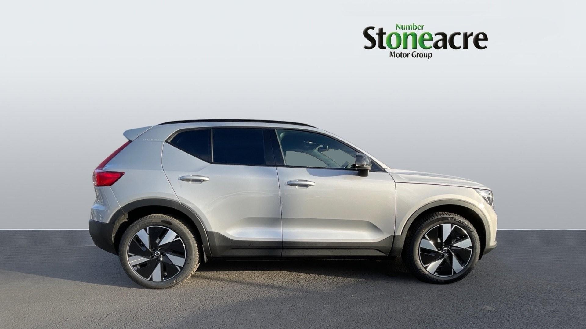 Volvo XC40 Recharge Electric 175kW Recharge Plus 69kWh 5dr Auto (NC73JHU) image 2