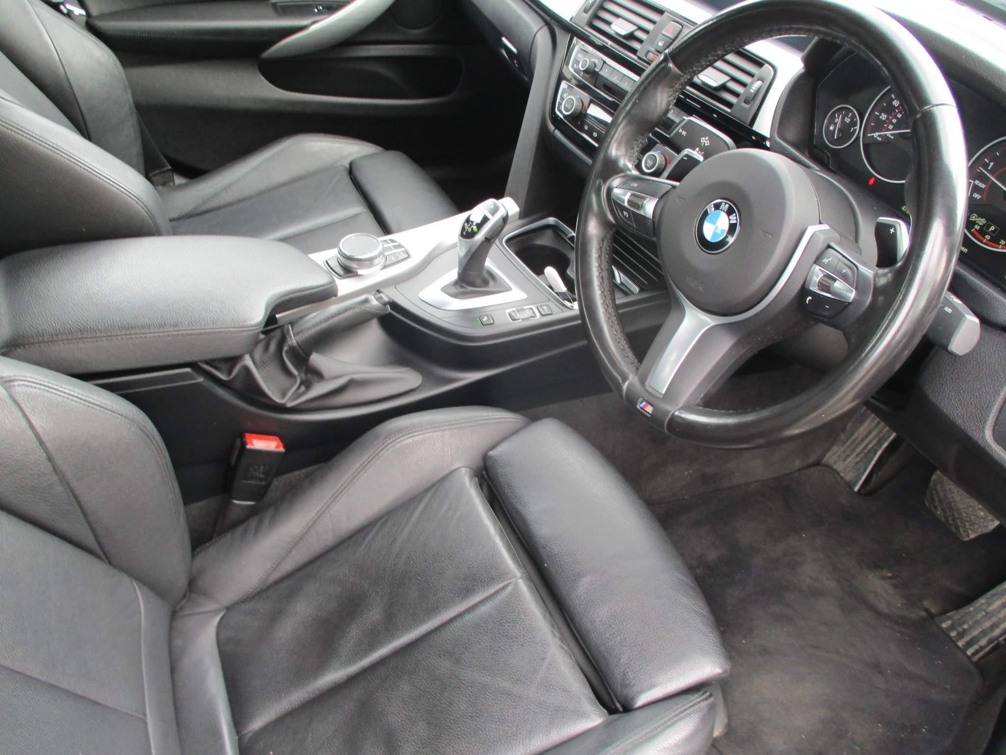BMW 4 Series Gran Coupe 2.0 420i M Sport Auto Euro 6 (s/s) 5dr (SG18MWV) image 9