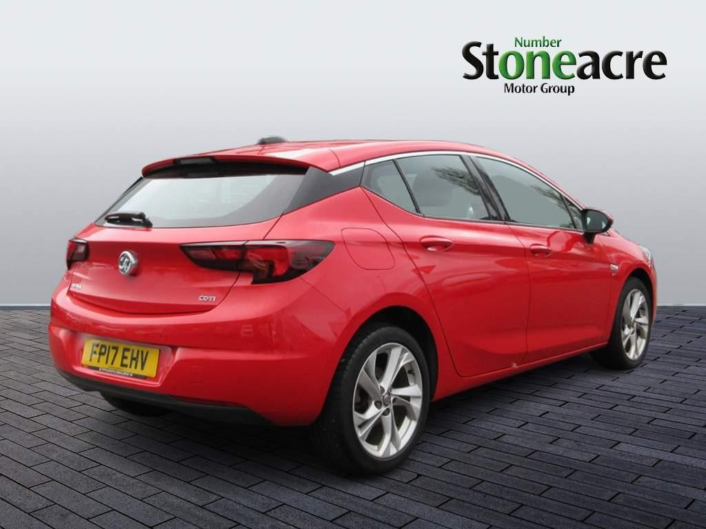 Vauxhall Astra 1.6 CDTi BlueInjection SRi Auto Euro 6 5dr (FP17EHV) image 2