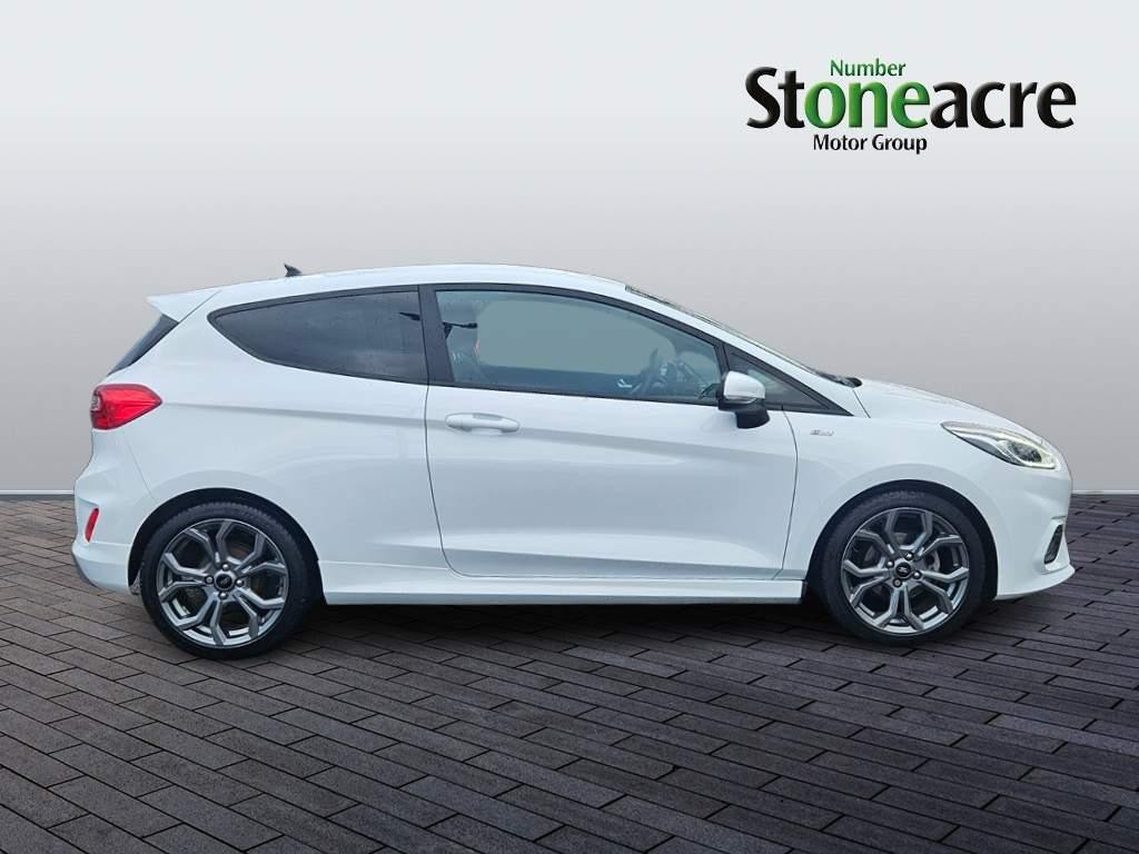 Ford Fiesta 1.0T EcoBoost MHEV ST-Line Edition Euro 6 (s/s) 3dr (YM70BNB) image 1