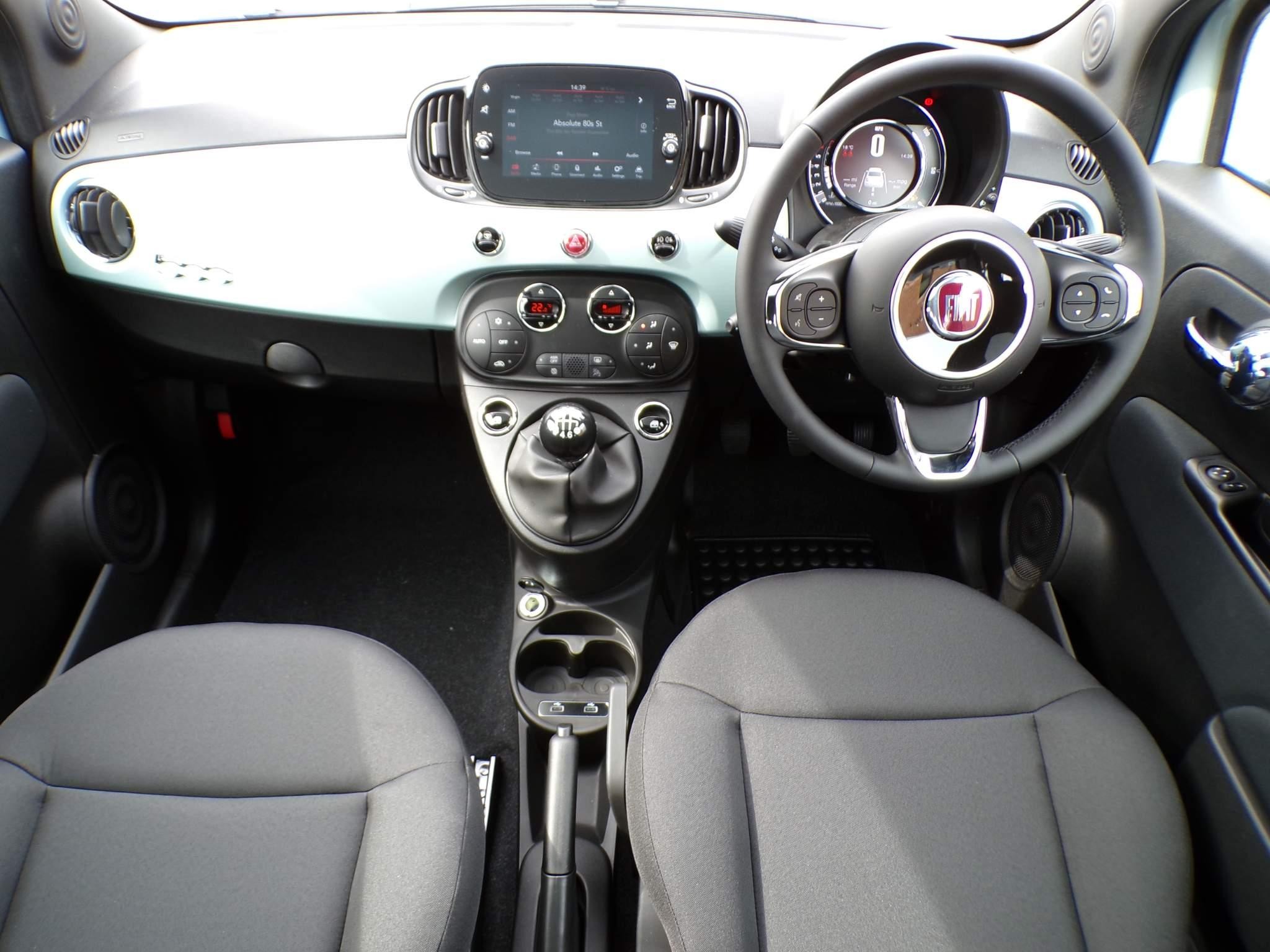 Fiat 500 Hybrid 1.0 MHEV Top Euro 6 (s/s) 3dr (YP24PZD) image 11