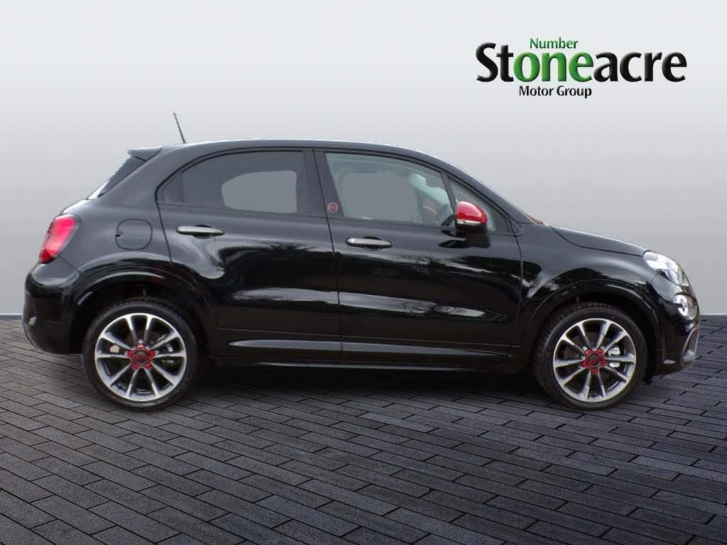 Fiat 500X Dolcevita 1.5 FireFly Turbo MHEV RED DCT Euro 6 (s/s) 5dr (YP24UCX) image 1