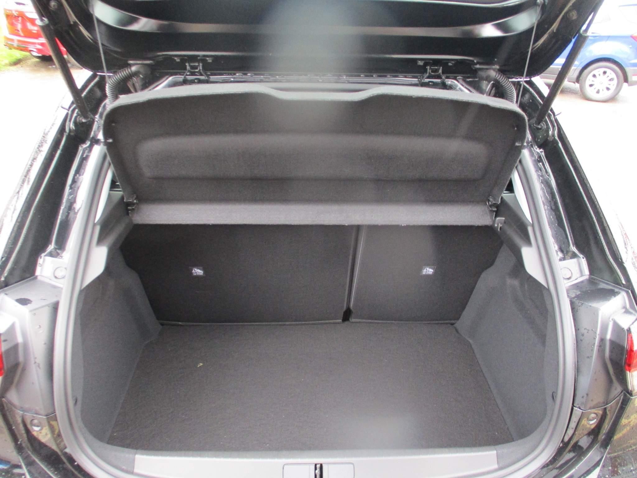 Vauxhall Corsa 1.2 MHEV Design e-DCT Euro 6 (s/s) 5dr (YX24ZHU) image 13
