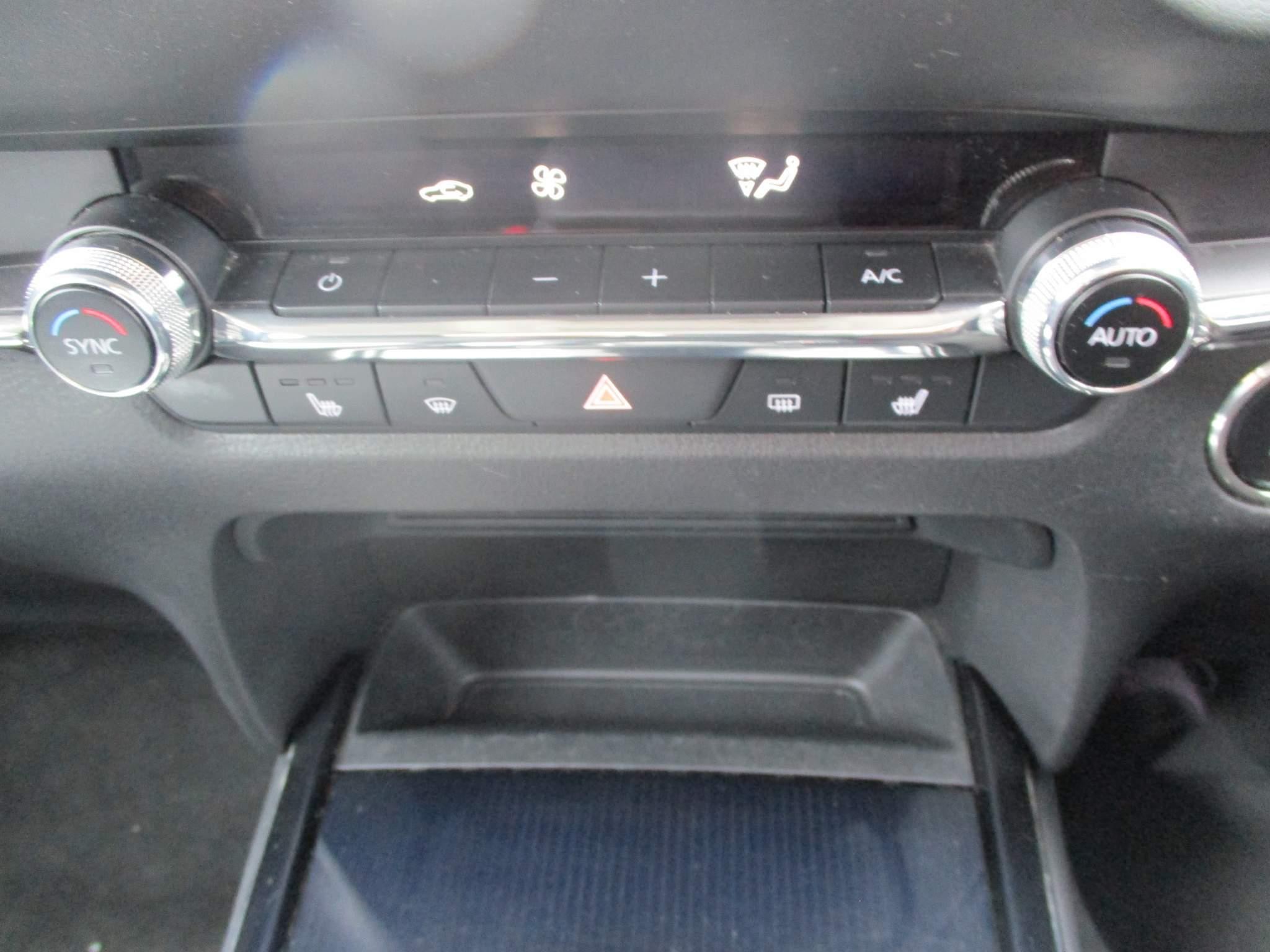 Mazda CX-30 2.0 e-SKYACTIV G MHEV Sport Lux SUV 5dr Petrol Manual Euro 6 (s/s) (122 ps) (LK21NBE) image 26