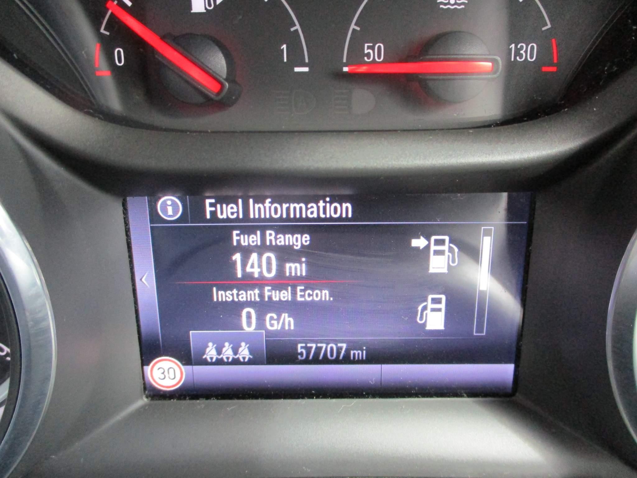 Vauxhall Astra 1.6 CDTi ecoTEC BlueInjection SRi Nav Euro 6 (s/s) 5dr (VU68EOG) image 11
