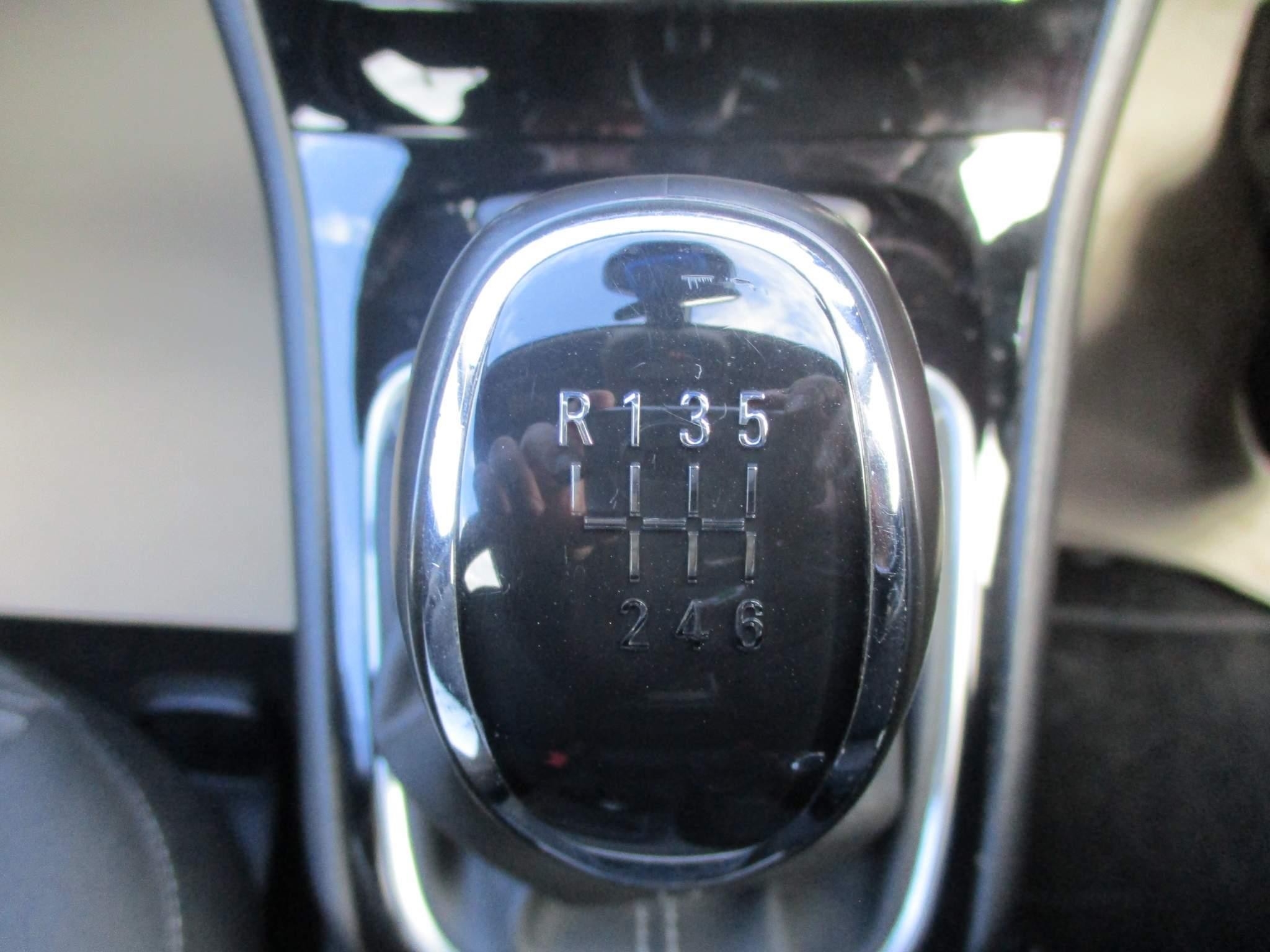 Vauxhall Astra 1.6 CDTi ecoTEC BlueInjection SRi Nav Euro 6 (s/s) 5dr (VU68EOG) image 20