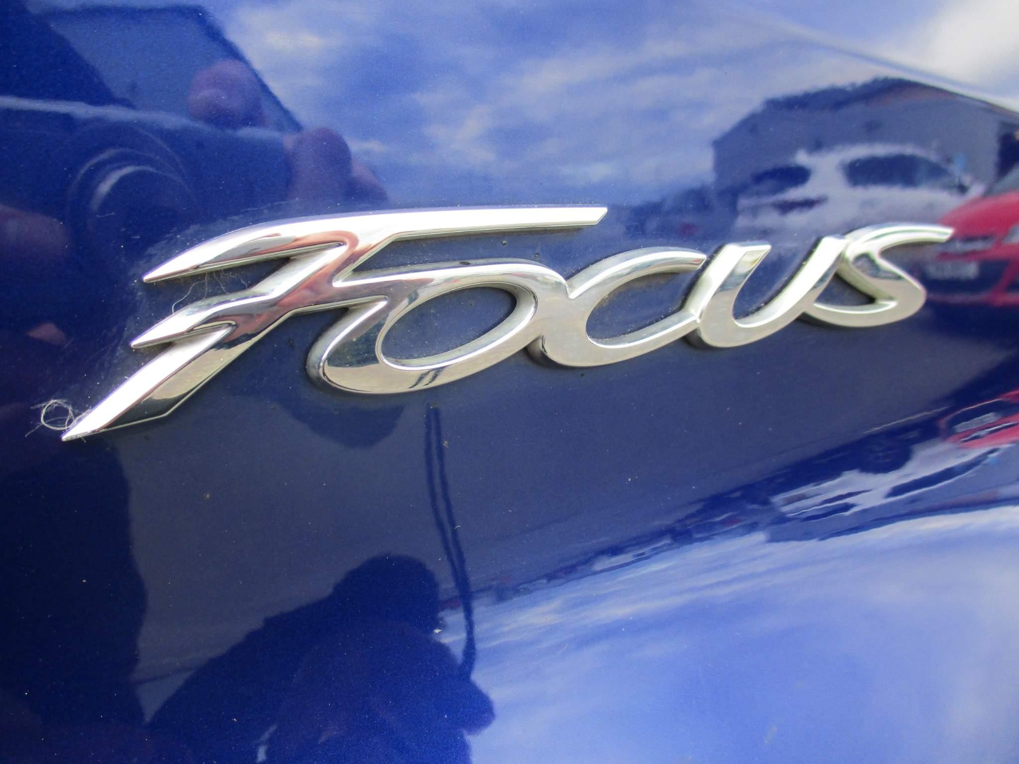 Ford Focus 2.0 TDCi Titanium X Powershift Euro 6 (s/s) 5dr (EG17EFT) image 12