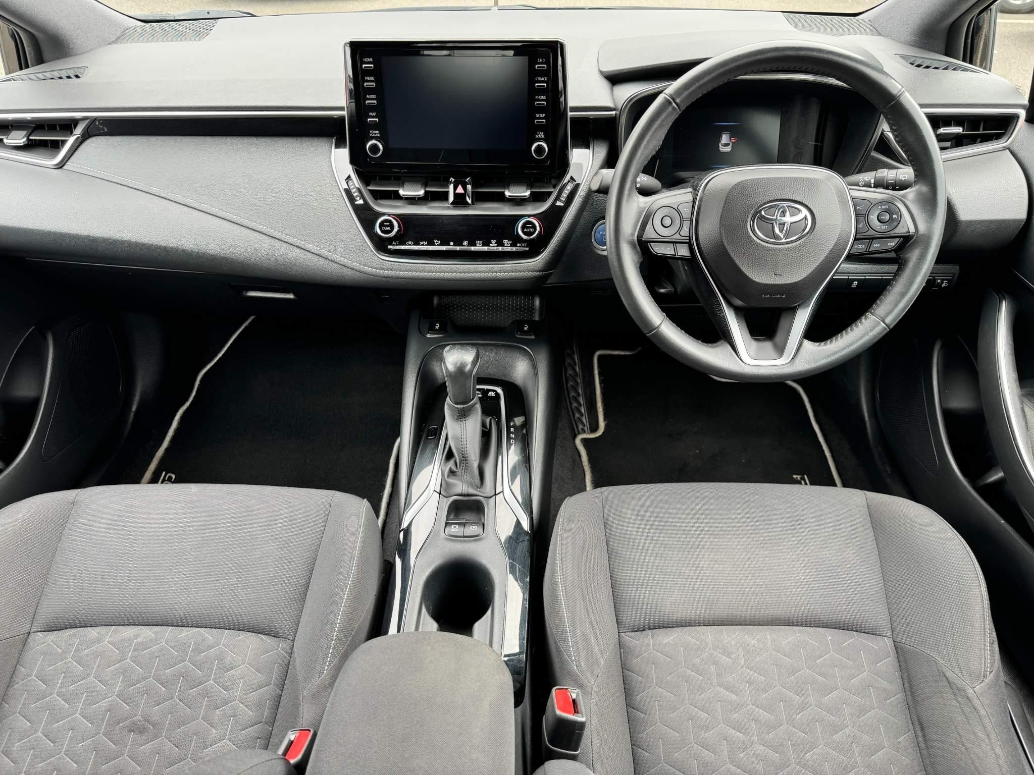 Toyota Corolla 1.8 VVT-i Hybrid Icon Tech 5dr CVT (BF21VHT) image 14