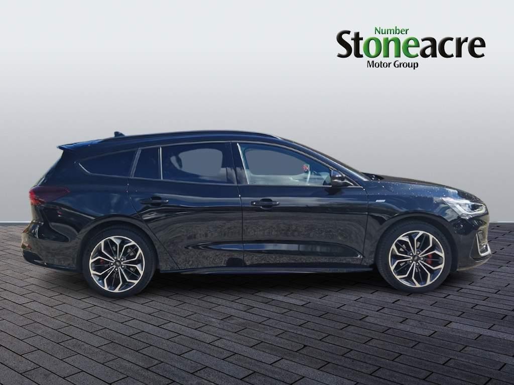 Ford Focus 1.0T EcoBoost MHEV ST-Line Vignale DCT Euro 6 (s/s) 5dr (KF72RPZ) image 1