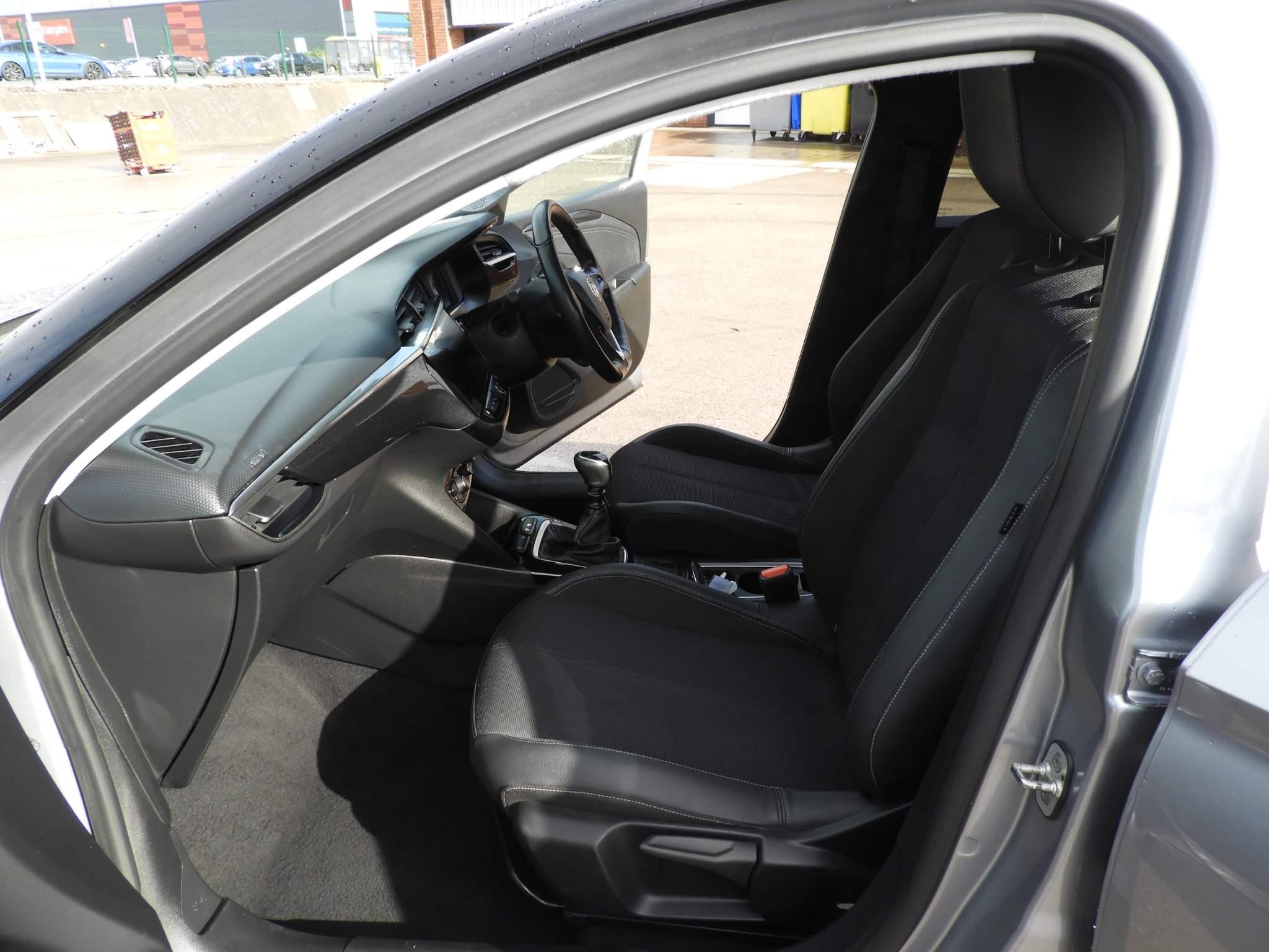 Vauxhall Corsa 1.2 Turbo Elite Nav Premium Hatchback 5dr Petrol Manual Euro 6 (s/s) (100 ps) (DV70FPL) image 12