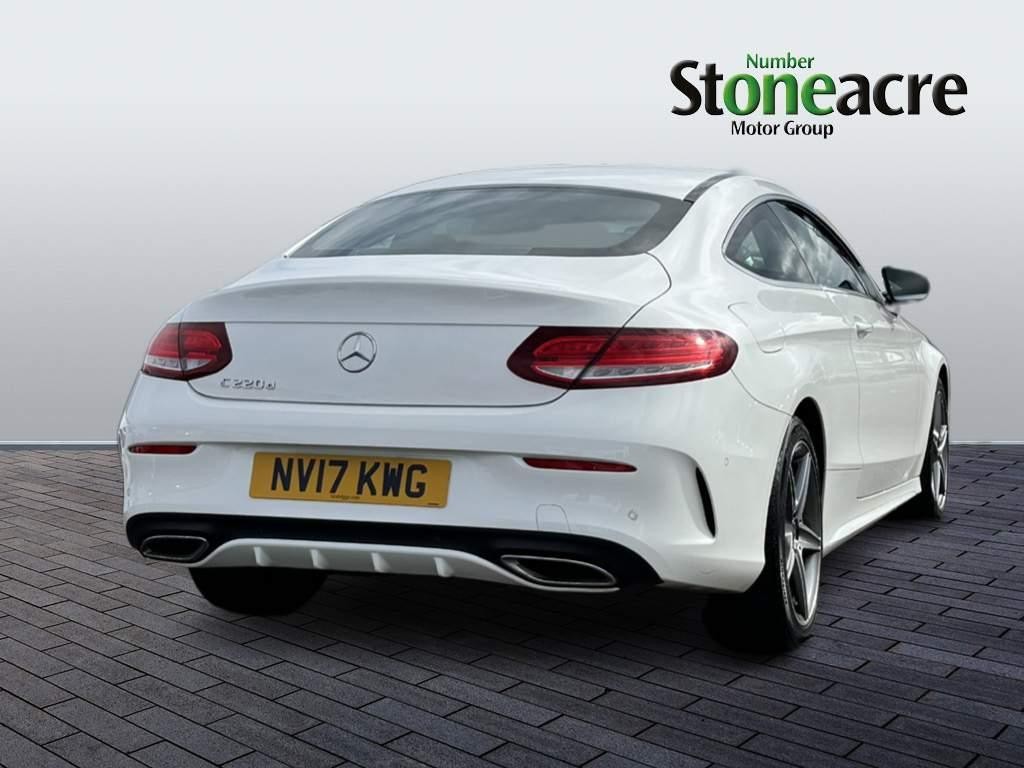 Mercedes-Benz C-Class 2.1 C220d AMG Line Coupe 2dr Diesel G-Tronic+ Euro 6 (s/s) (170 ps) (NV17KWG) image 2