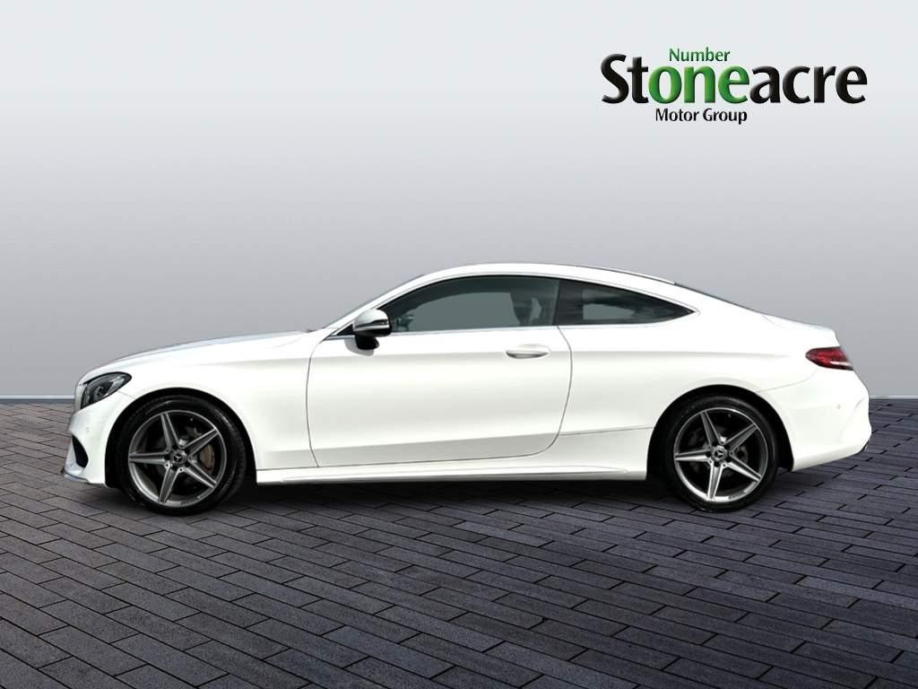 Mercedes-Benz C-Class 2.1 C220d AMG Line Coupe 2dr Diesel G-Tronic+ Euro 6 (s/s) (170 ps) (NV17KWG) image 5