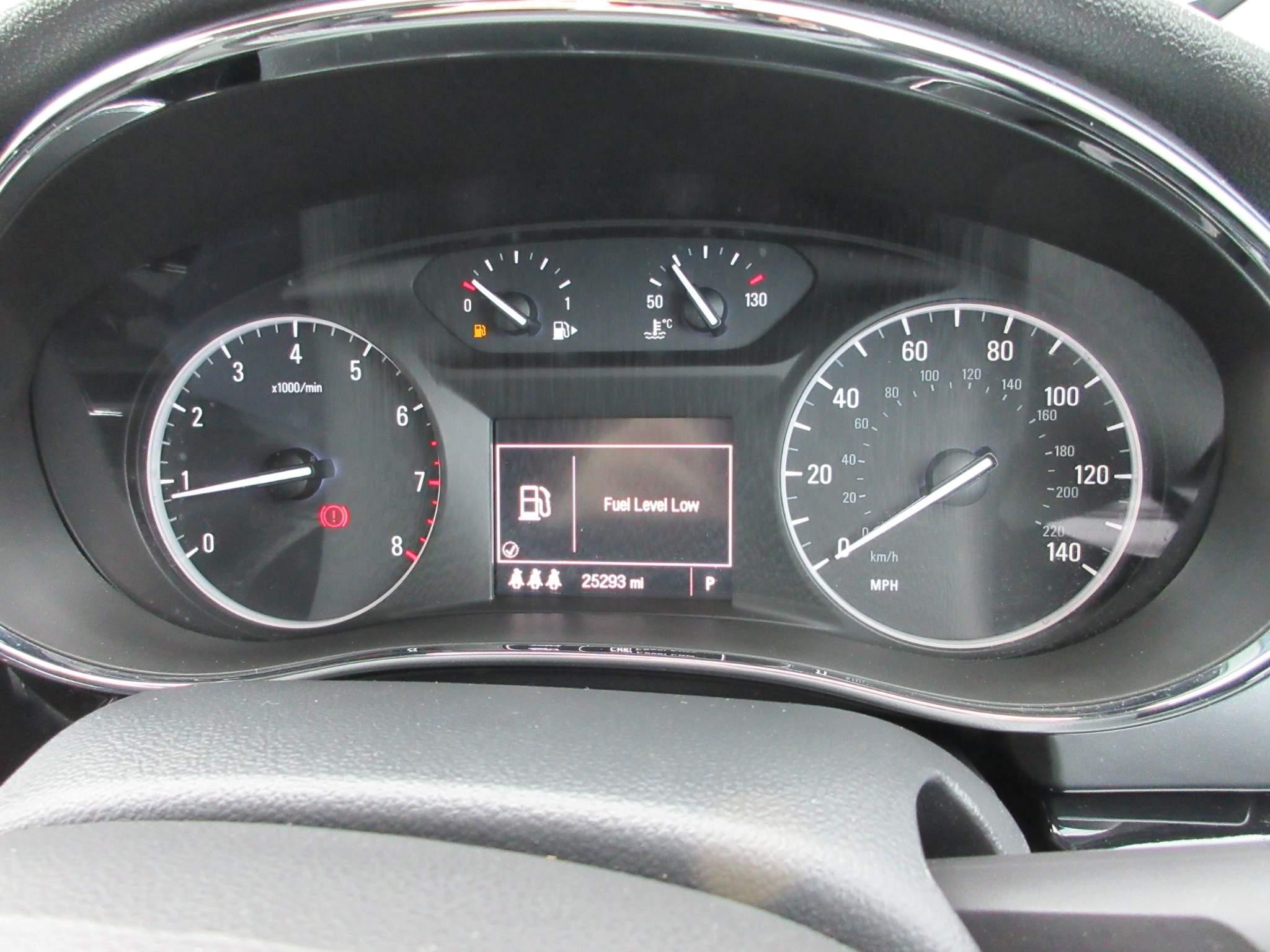 Vauxhall Mokka X 1.4i Turbo Design Nav Auto Euro 6 5dr (MM17BEO) image 15